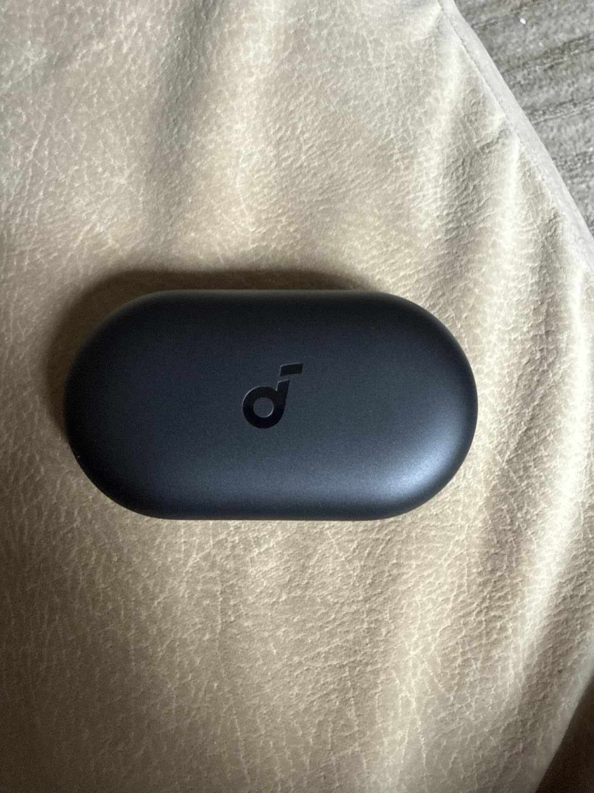 Soundcore V20i by Anker Open-Ear Headphones, Adjustable Ear Hooks, Ultra-Comfort, Snug Fit, Powerful Sound, Clear Calls, IP55, 36H Playtime, Bluetooth 5.4 Wireless Earbuds, Multipoint Connection Customer Review Soundcore V20i by Anker Open-Ear Headphones, Adjustable Ear Hooks, Ultra-Comfort, Snug Fit, Powerful Sound, Clear Calls, IP55, 36H Playtime, Bluetooth 5.4 Wireless Earbuds, Multipoint Connection - Customer Photo 2