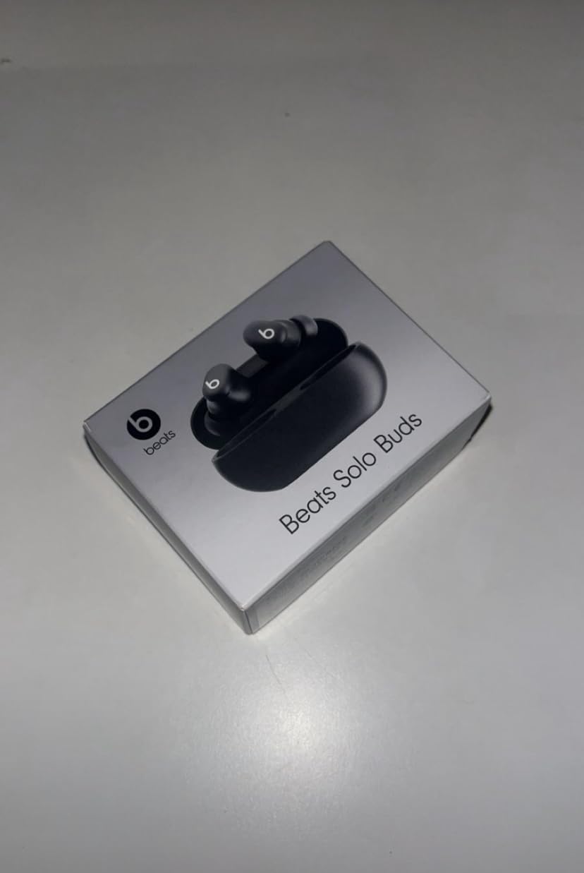 Beats Solo Buds - Wireless Bluetooth Earbuds | 18 Hours of Battery Life | Apple & Android Compatibility | Built-in Microphone - Matte Black customer photo 2