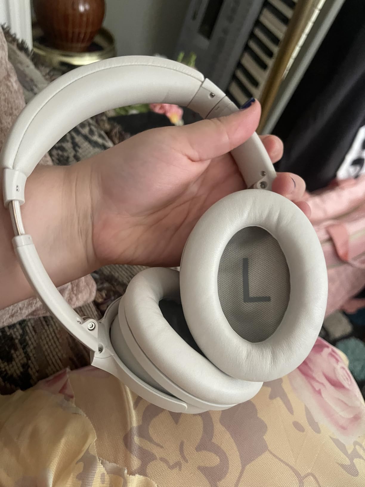 Bose QuietComfort Bluetooth Headphones, Wireless Headphones with Active Over Ear Noise Cancelling and Mic, Deep Bass, Up to 24 Hours of Playtime, Sandstone - Customer Photo 2