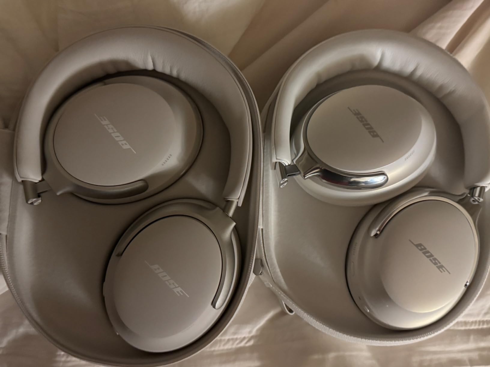 Bose QuietComfort Ultra Bluetooth Headphones, Wireless Headphones with Spatial Audio, Over Ear Noise Cancelling with Mic, Up to 24 Hours of Playtime, Lunar Blue - Limited Edition Color - Customer Photo 2