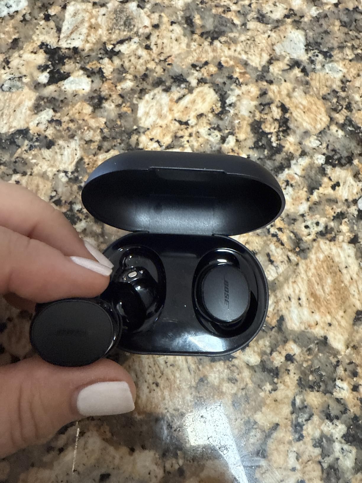 Bose QuietComfort Bluetooth Earbuds, True Wireless Earbuds with Active Noise Cancellation and Mic, Deep Bass, IPX4 Rating, Up to 8.5 Hours of Playtime, Black - Customer Photo 1