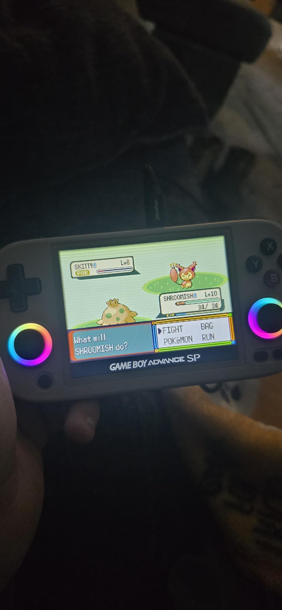 RG40XX H Retro Handheld Game Consoles RG40XXH Retro Gaming Console 64 TF Card Preloaded Games 5000+ Portable Gaming Console Linux 64-bit System 4.0'' IPS Screen WiFi Bluetooth HD and TV Output Black - Customer Photo 1