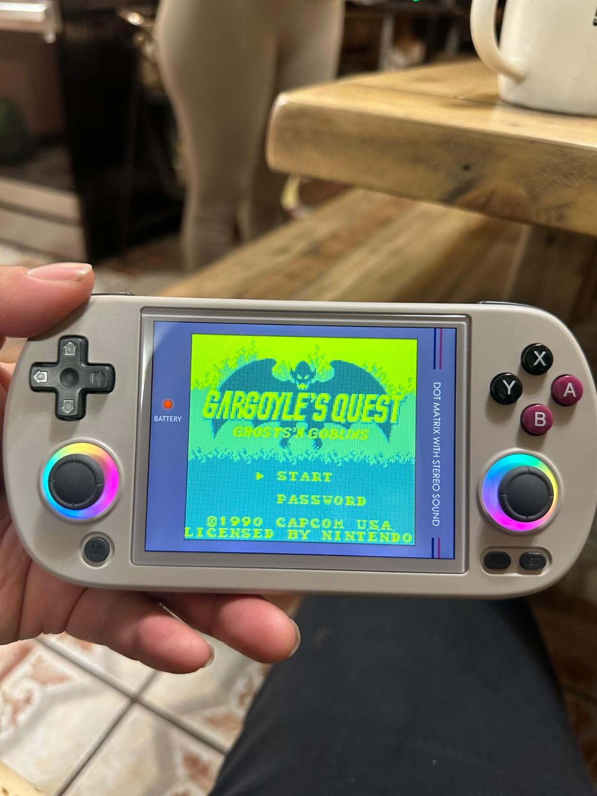 RG40XX H Retro Handheld Game Consoles RG40XXH Retro Gaming Console 64 TF Card Preloaded Games 5000+ Portable Gaming Console Linux 64-bit System 4.0'' IPS Screen WiFi Bluetooth HD and TV Output Black - Customer Photo 4