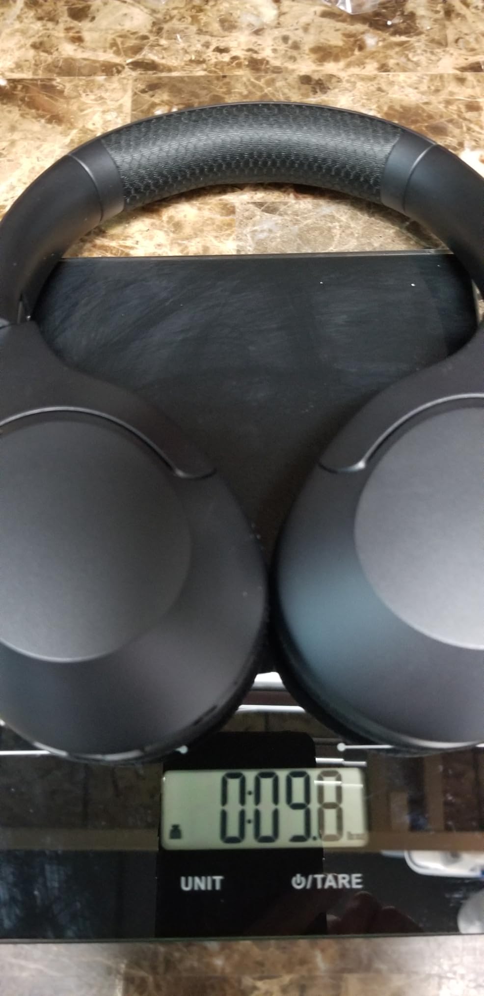 VOKALEN Hyper Pro Adaptive Active Noise Cancelling Headphones, Wireless Bluetooth Over Ear Headphones with mic, 60H Playtime, Comfort Mesh Ear Cushions, Deep Bass Hi-Res Audio, Custom EQ (Black) Customer Review VOKALEN Hyper Pro Adaptive Active Noise Cancelling Headphones, Wireless Bluetooth Over Ear Headphones with mic, 60H Playtime, Comfort Mesh Ear Cushions, Deep Bass Hi-Res Audio, Custom EQ (Black) - Customer Photo 3