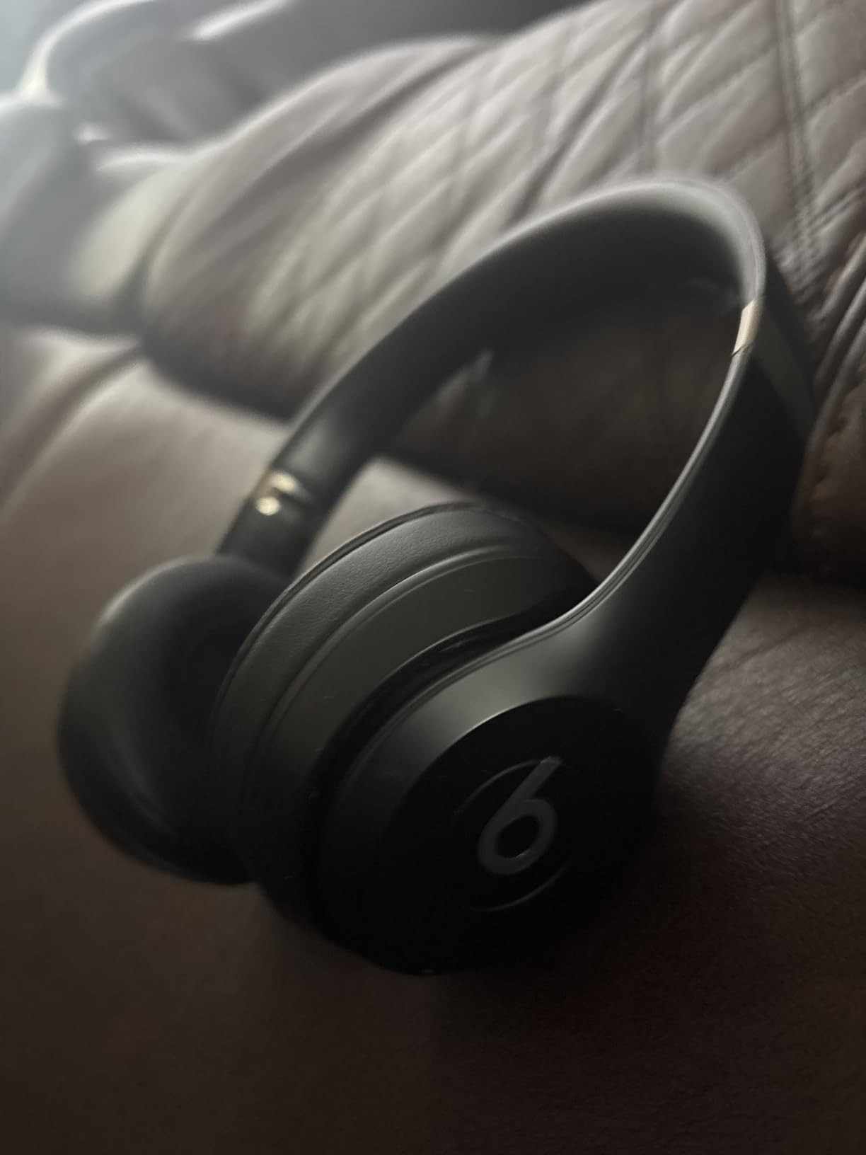 Beats Solo 4 - Wireless Bluetooth On-Ear Headphones, Slate Blue (Renewed Premium) - Customer Photo 1