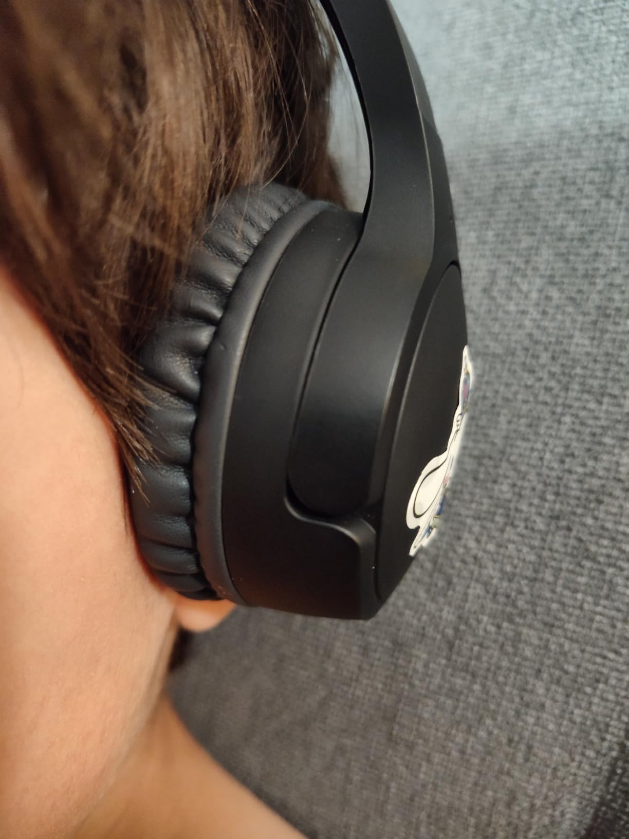 Belkin SoundForm Mini - Wireless Bluetooth Kids Headphones, 30H Battery, 85dB Safe Volume Limit, Built-in Microphone - Toddler On-Ear Earphones for iPhone, iPad, Fire Tablet, Ideal for School - Blue customer photo 1