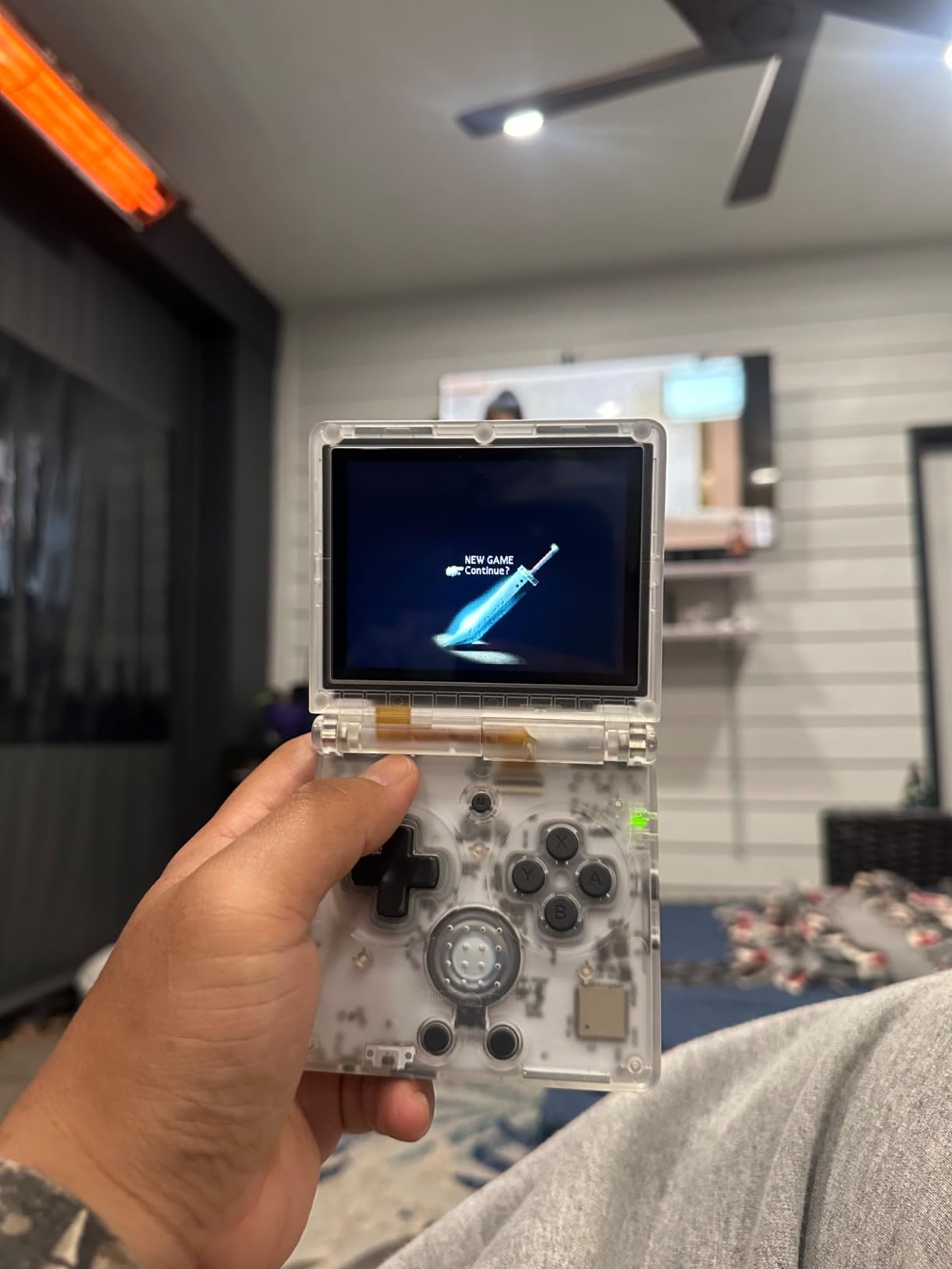 RG35XXSP Handheld Game Console RG35XX SP Clamshell Retro Game Console with 64G TF Card Preloaded Games 5532 Portable Gaming Console with 3.5 inch Screen 3300mAh Battery 5G WiFi Bluetooth HD Silver - Customer Photo 2
