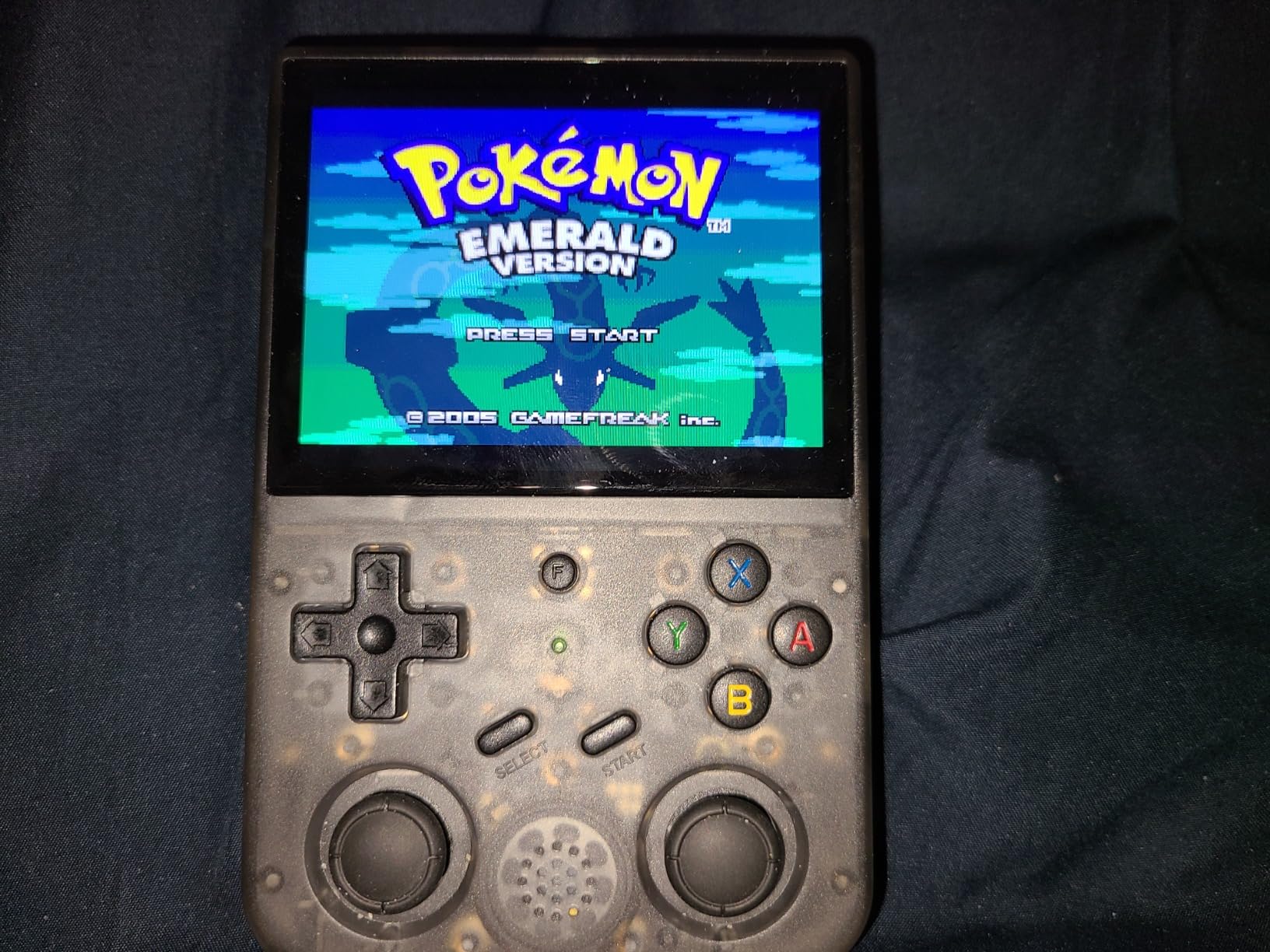 RG353V Retro Video Handheld Game Console 3.5
