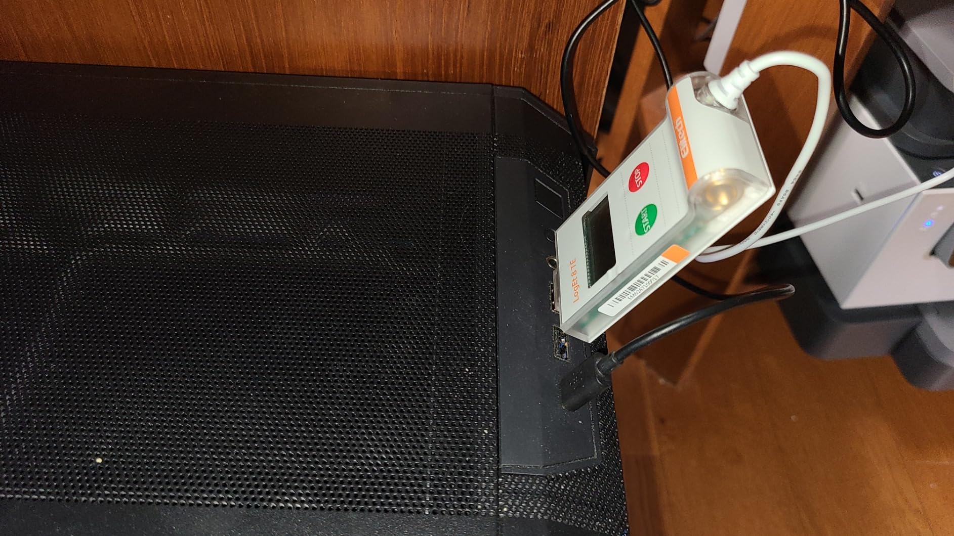 Elitech USB Digital Temperature Data Logger Reusable Recorder with Shadow Data 32000 Points, Auto PDF/CSV Report, for Windows/MacOS, Refrigerator Thermometer LogEt5T - Customer Photo 1