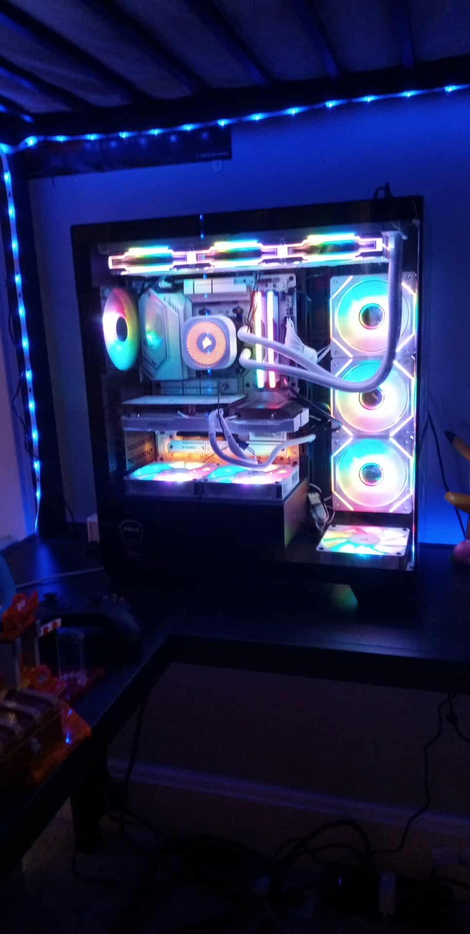 CORSAIR Nautilus 360 RS Liquid CPU Cooler – 360mm AIO – Low-Noise – Direct Motherboard Connection – Daisy-Chain – Intel LGA 1851/1700, AMD AM5/AM4 – 3X RS120 Fans Included – Black - Customer Photo 3