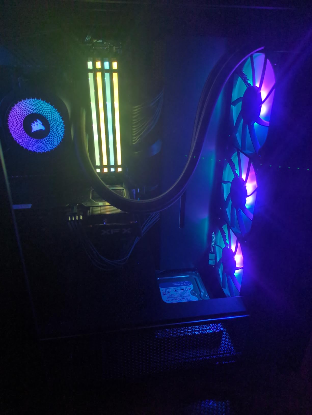 CORSAIR Nautilus 360 RS ARGB Liquid CPU Cooler – 360mm AIO – Low-Noise – Direct Motherboard Connection – Daisy-Chain – Intel LGA 1851/1700, AMD AM5/AM4 – 3X RS120 ARGB Fans Included – White - Customer Photo 3