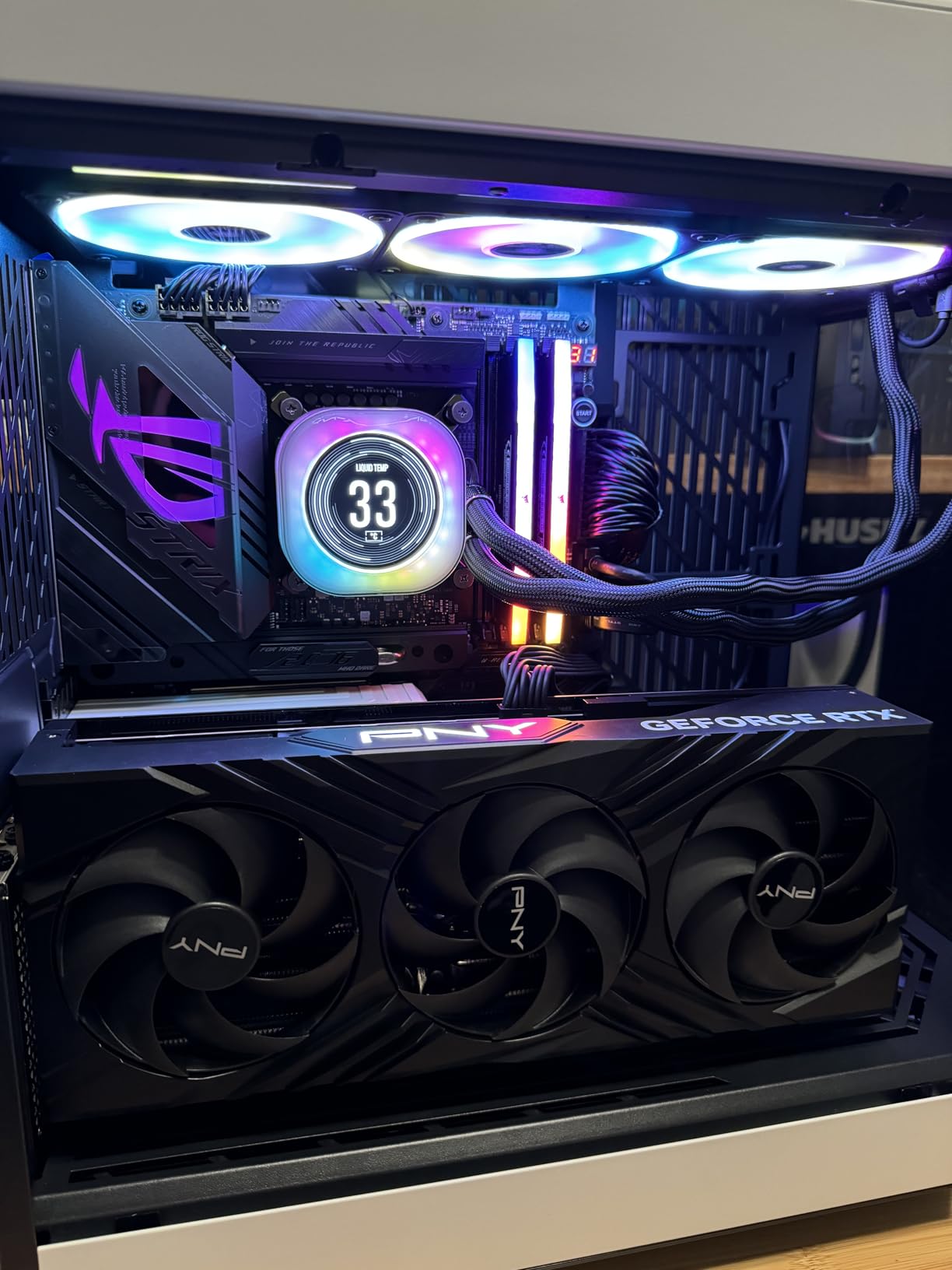 Intel Core Ultra 9 285K Tetracosa-core [24 Core] 3.70 GHz Processor - OEM Pack - Box - Customer Photo 3