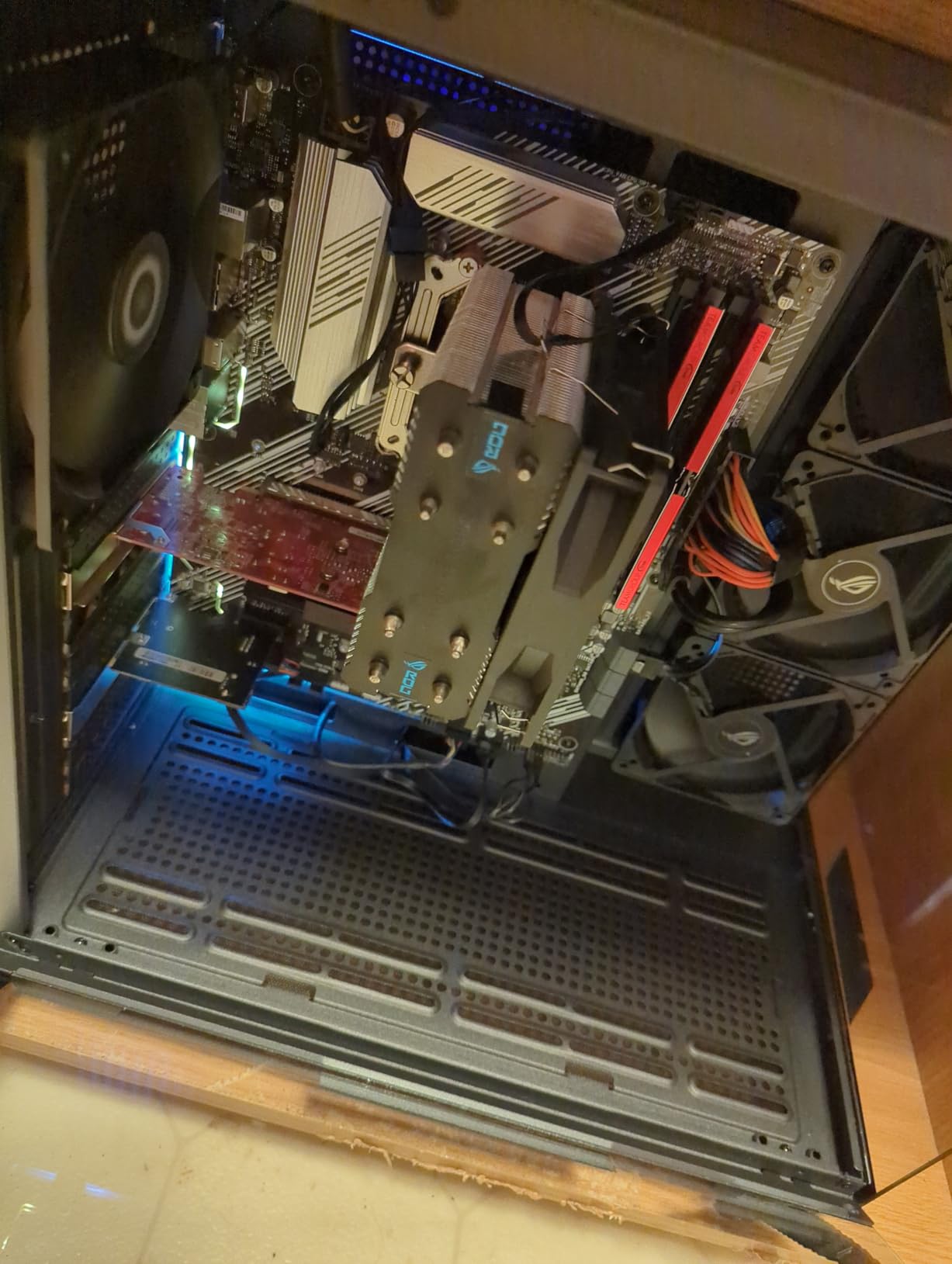 F300 (2025) PC Case - Pre-Installed 4 No RGB Fan, ATX Mid-Tower Gaming PC Case, 270° Panoramic Glass with Type-C, FOIFKIN (Black) - Customer Photo 1