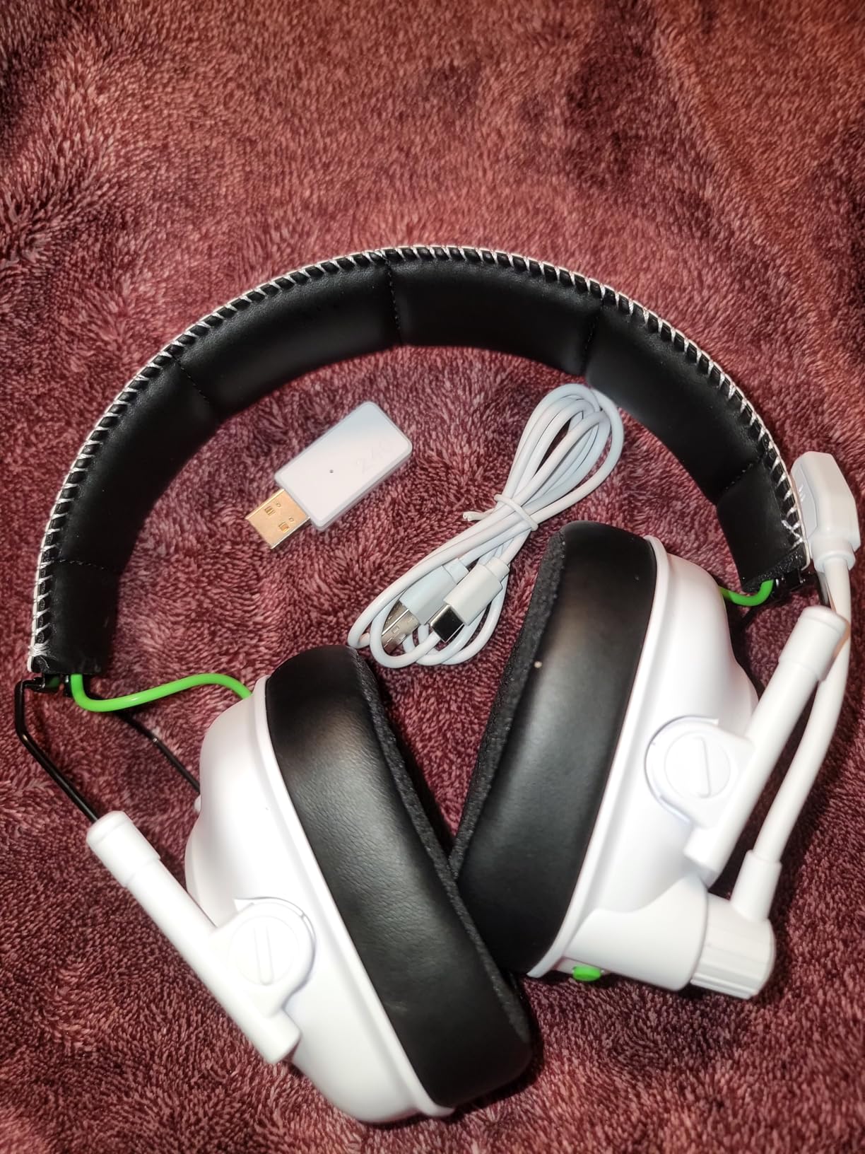 Wireless Gaming Headset with Noise Canceling Microphone for PC, PS5, PS4, Switch, Mac，2.4 GHz Wireless & Bluetooth 5.4 Gaming Headphones, Cool RGB Lighting, 40Hr Battery, 50mm Drivers-White - Customer Photo 2