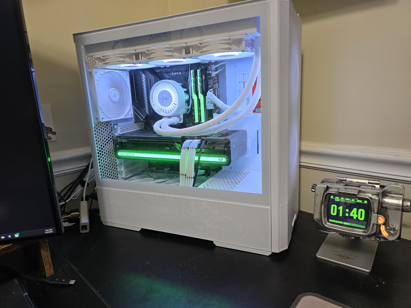 ARCTIC Liquid Freezer III Pro 360 A-RGB - AIO CPU Cooler, 3 x 120 mm Water Cooling, 38 mm Radiator, PWM Pump, VRM Fan, AMD AM5/AM4, Intel LGA1851/1700 Contact Frame - Black - Customer Photo 3