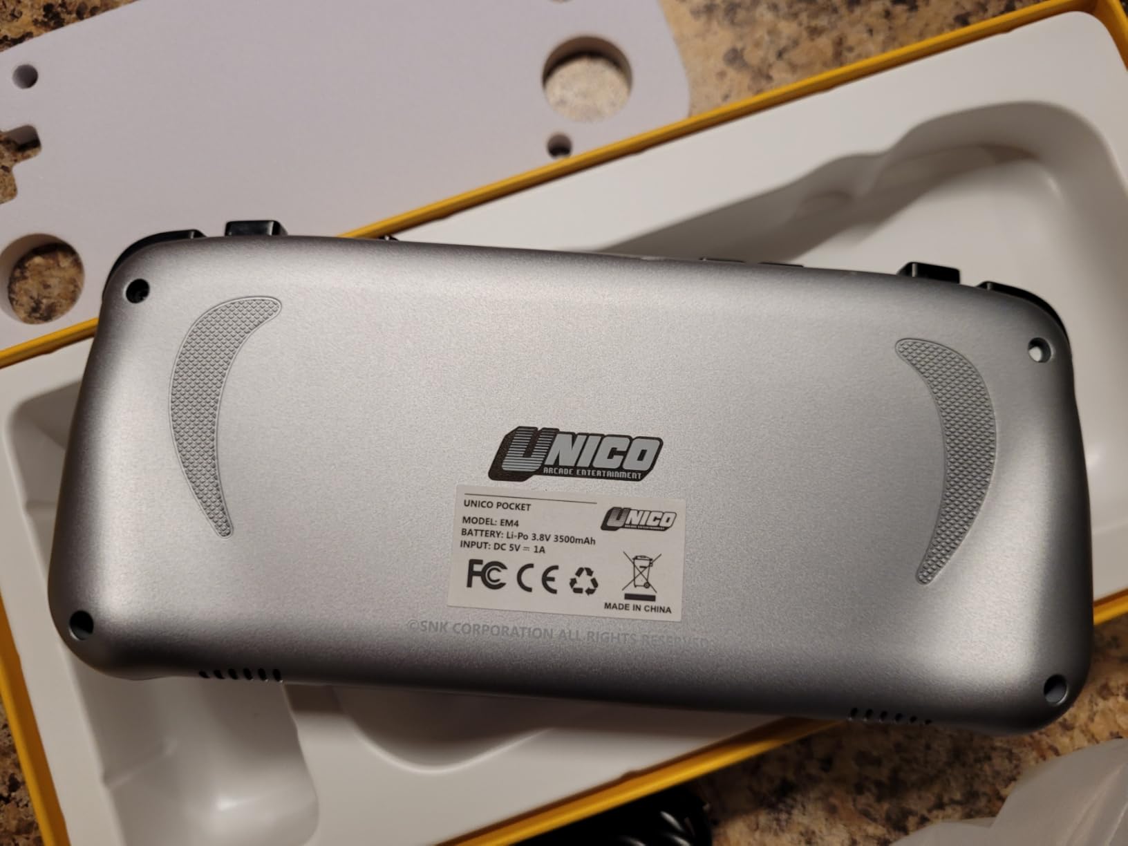 UNICO Game Pocket Player with 40 SNK Classic Games Pre-Installed, Handheld Gaming Console, 3500mAh Rechargeable Battery, Pick up and Play, Ideal for Casual Gamers and Nostalgic Enthusiasts-Gray Customer Review UNICO Game Pocket Player with 40 SNK Classic Games Pre-Installed, Handheld Gaming Console, 3500mAh Rechargeable Battery, Pick up and Play, Ideal for Casual Gamers and Nostalgic Enthusiasts-Gray - Customer Photo 2