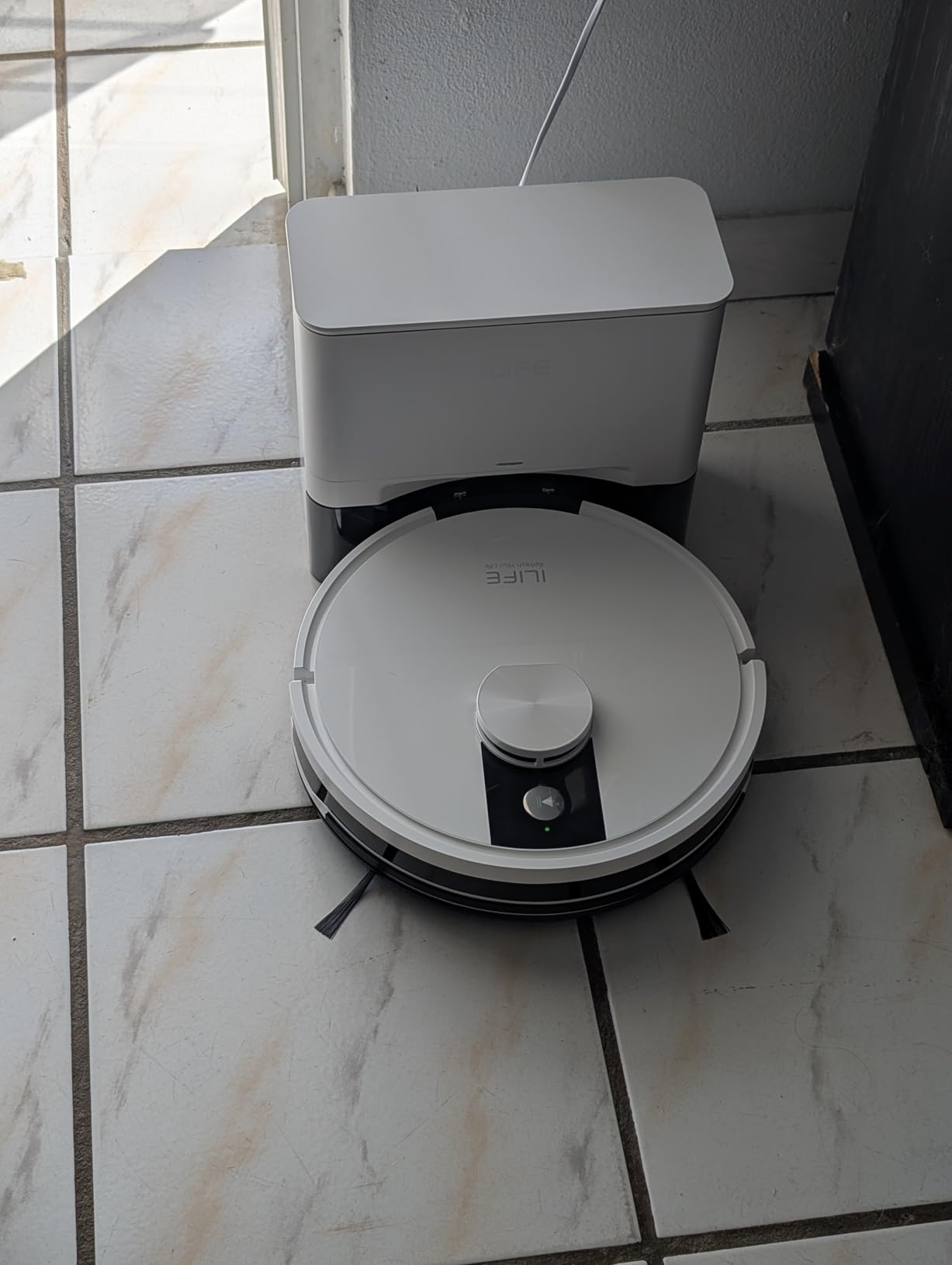 ILIFE A12 Pro Robot Vacuum and Mop Combo, Self Emptying Station for 60 Days, LiDAR Navigation, Home Mapping, No-Go Zones, 2.4G WiFi/App/Alexa/Remote Control, for Hard Floors, 110V - Customer Photo 1