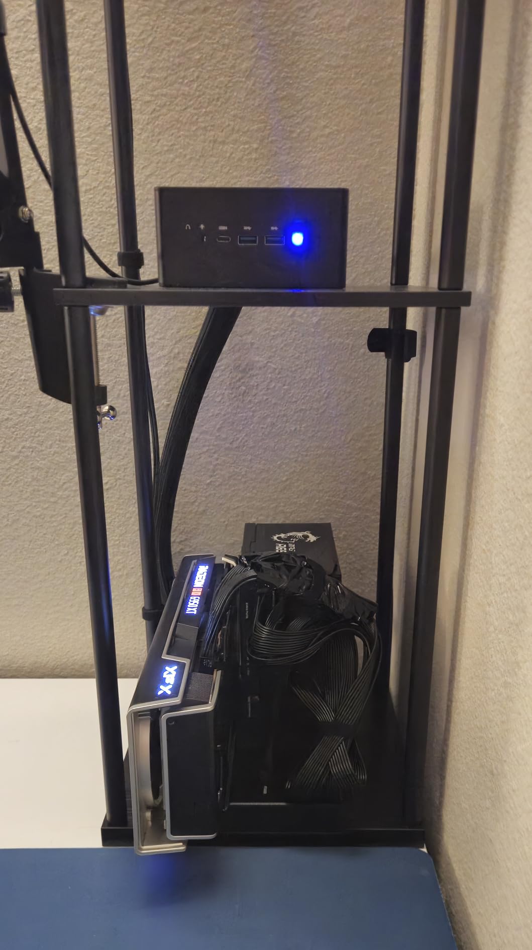 MINISFORUM DEG1 eGPU Dock, External GPU Docking Station for RTX 4090, AMD RX 7900 XTX, eGPU Enclosure Graphics Card Extension Support ATX/SFX Standard Power, Oculink Expansion Graphics Docking Station - Customer Photo 1