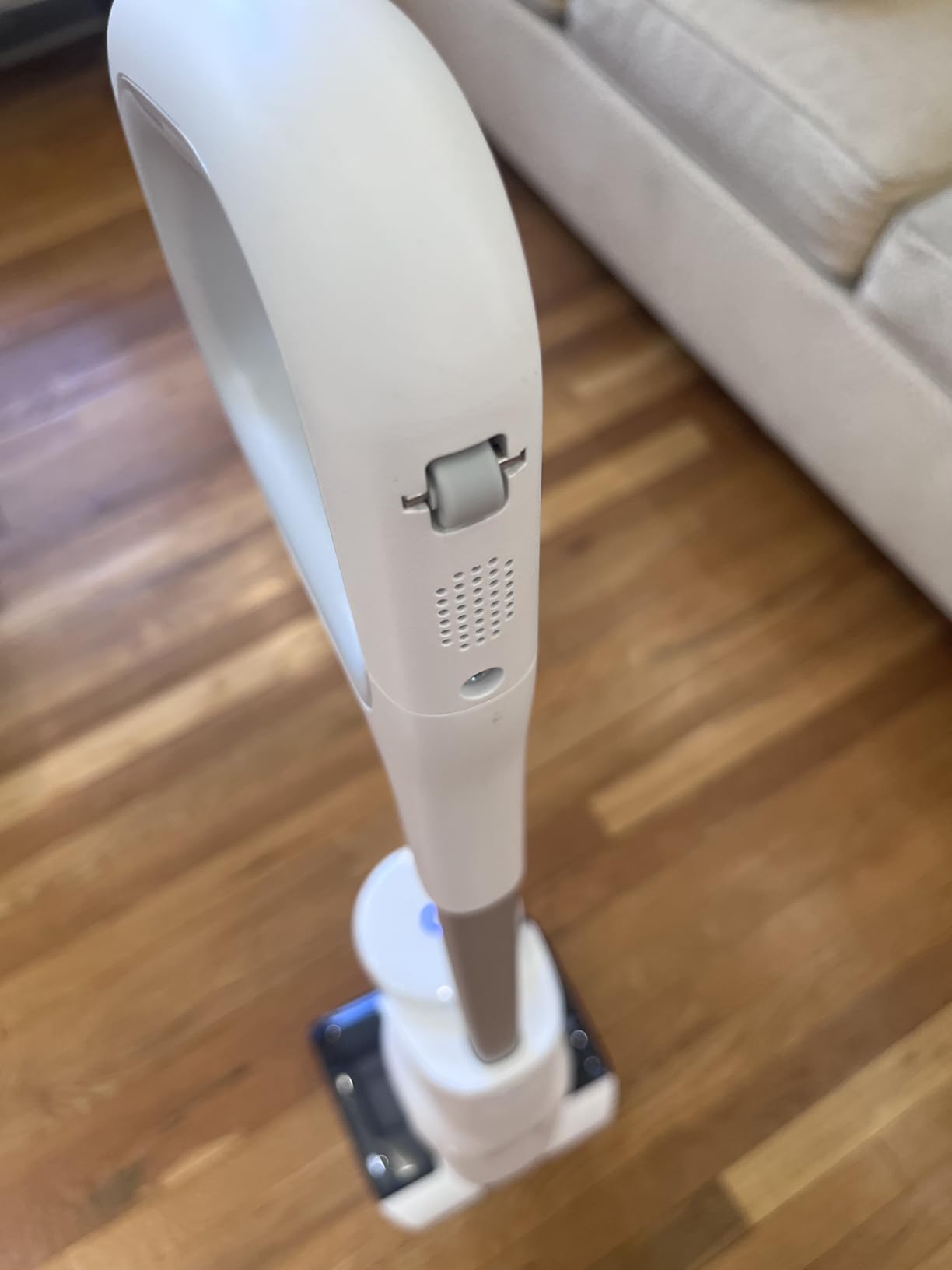 roborock F25 GT Vacuum Mop All in One, Wet Dry Vacuum Cleaner Cordless, 20000Pa Floor Cleaner Machine for Tile Hardwood Wood Vinyl Floor, Edge to Edge Self Cleaning Electric Mop with 180° Lie-Flat - Customer Photo 2