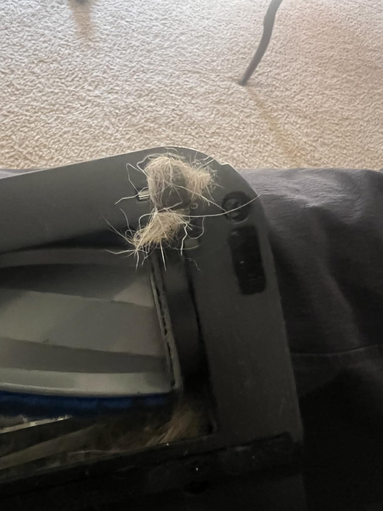 BISSELL PowerClean FurFinder 200W Self-Standing Cordless Vacuum w/Tangle Free Brush Roll, Strong Suction, Removeable Battery, Wall Mount, Upholstery Tool & Bright Headlights - Customer Photo 1