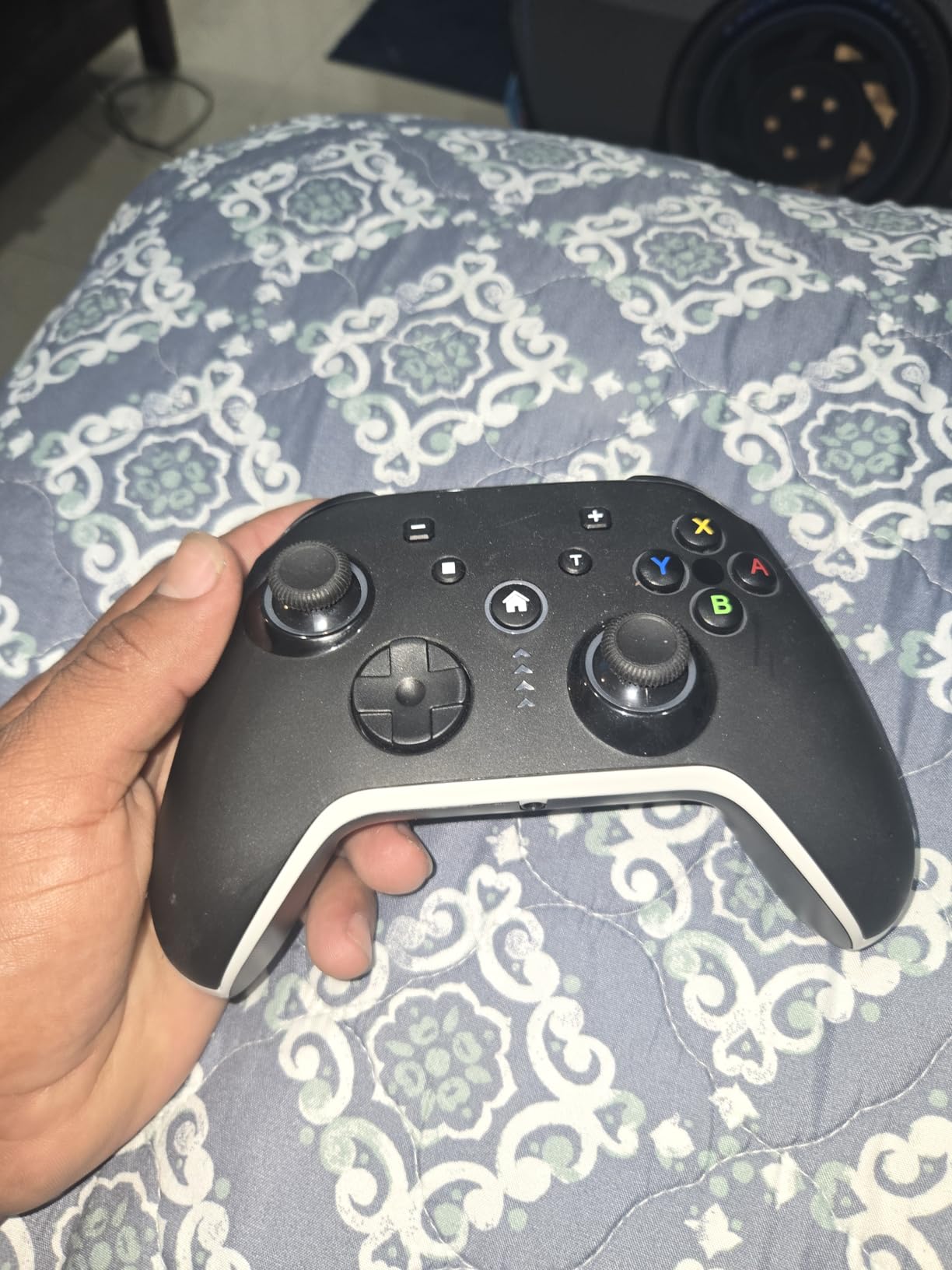 Bcofo Wireless Mobile Gaming Controller for iPhone/Android/Switch/Laptop, Wired Control for PC/Steam, Programmable Game Gamepad with Phone Clip for Gamer, with RGB Lighting Effect/Turbo/Vibration - Customer Photo 1