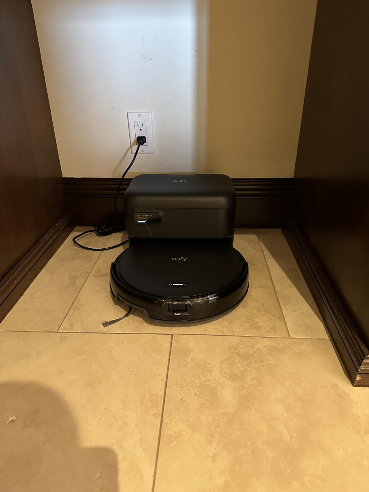 eufy C10 Robot Vacuum Self Emptying, 8 Weeks Hands Free, Advanced Smart Mapping with LiDAR Navigation, 2.85-Inch Slim Design, Powerful Suction, Edge Expansion Brush for Pet Hair - Customer Photo 1