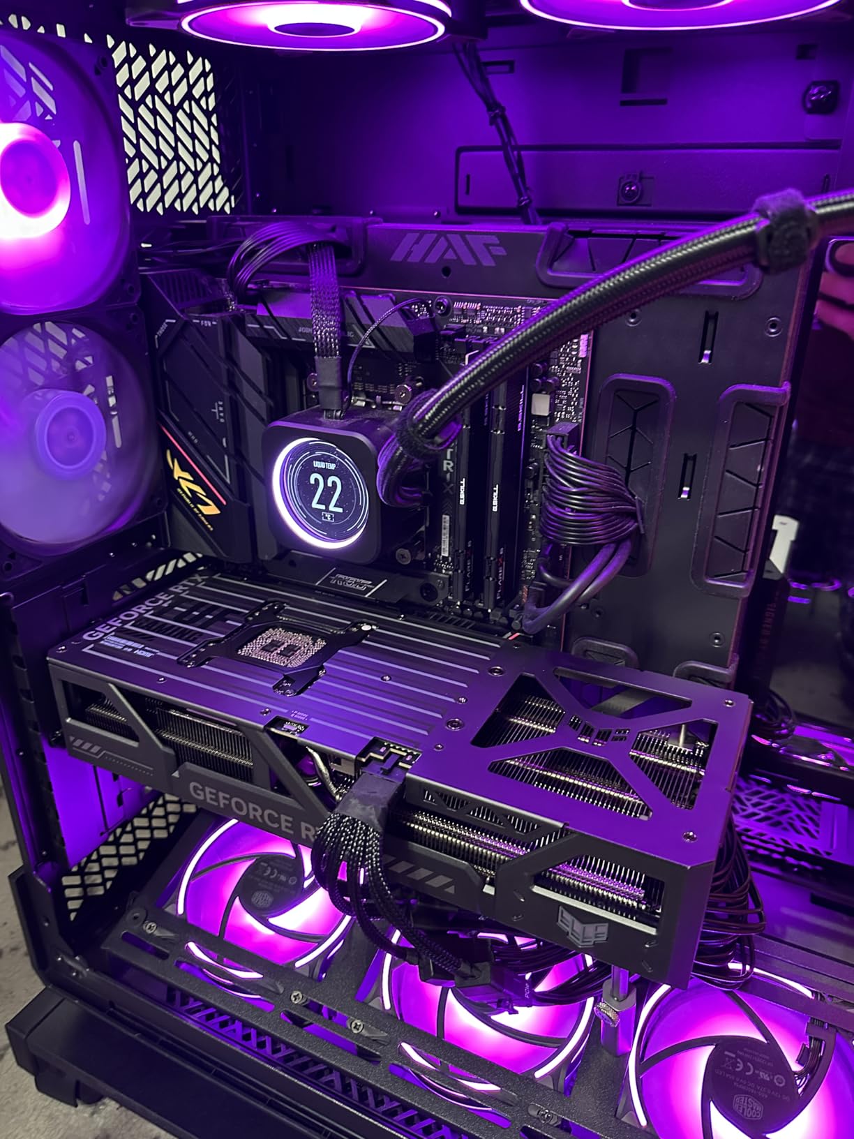 ASUS TUF Gaming GeForce RTX 5090 32GB GDDR7 OC Edition Gaming Graphics Card (PCIe 5.0, HDMI/DP 2.1, 3.6-Slot, Military-Grade Components, Protective PCB Coating, axial-tech Fans, Vapor Chamber) - Customer Photo 1