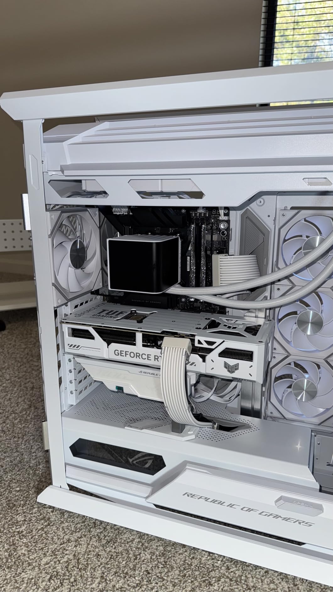 ASUS The SFF-Ready Prime GeForce RTX™ 5070 Ti OC Edition 16GB GDDR7 Graphics Card (PCIe® 5.0, 16GB GDDR7, HDMI®/DP 2.1, 2.5-Slot, Axial-tech Fans, Dual BIOS) - Customer Photo 4