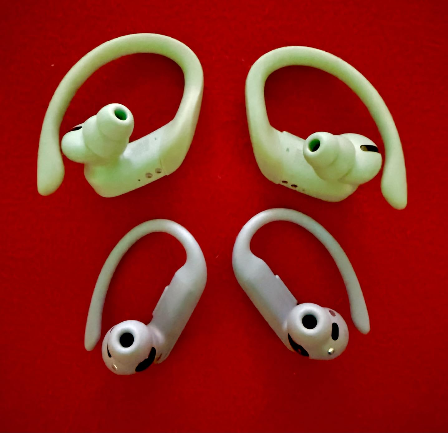 Beats Powerbeats Pro 2 Wireless Bluetooth Earbuds - Noise Cancelling, Heart Rate Monitor, IPX4, Up to 45H Battery & Charging Case, Works with Apple & Android - Jet Black - Customer Photo 2