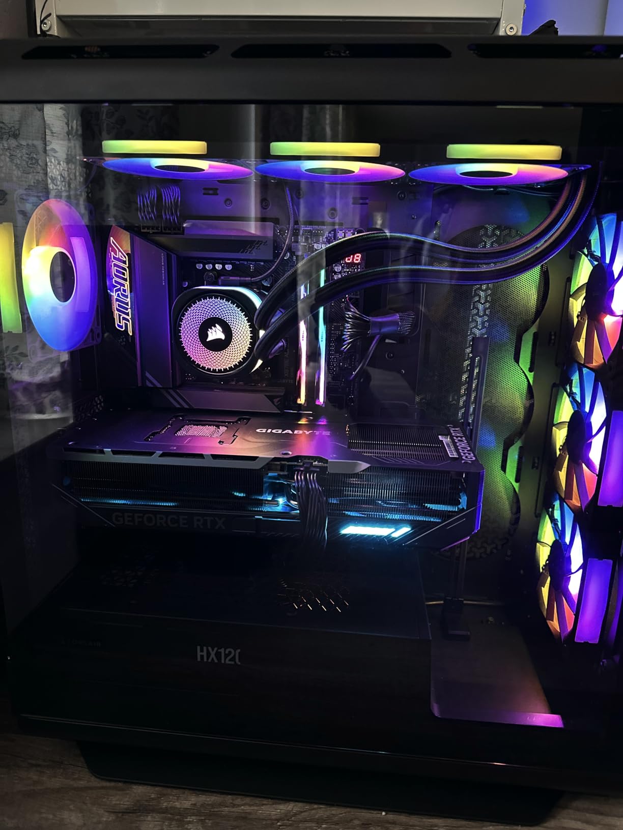 GIGABYTE GeForce RTX 5090 WINDFORCE OC 32G Graphics Card, WINDFORCE Cooling System, 32GB 512-bit GDDR7, GV-N5090WF3OC-32GD Video Card Customer Review GIGABYTE GeForce RTX 5090 WINDFORCE OC 32G Graphics Card, WINDFORCE Cooling System, 32GB 512-bit GDDR7, GV-N5090WF3OC-32GD Video Card - Customer Photo 1