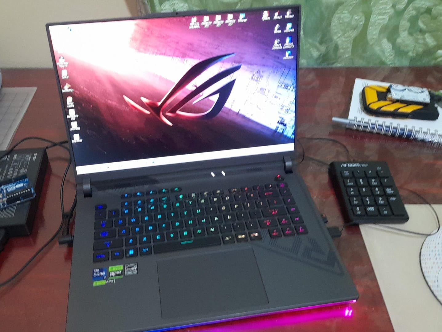 ASUS ROG Strix G16 (2025) Gaming Laptop, 16