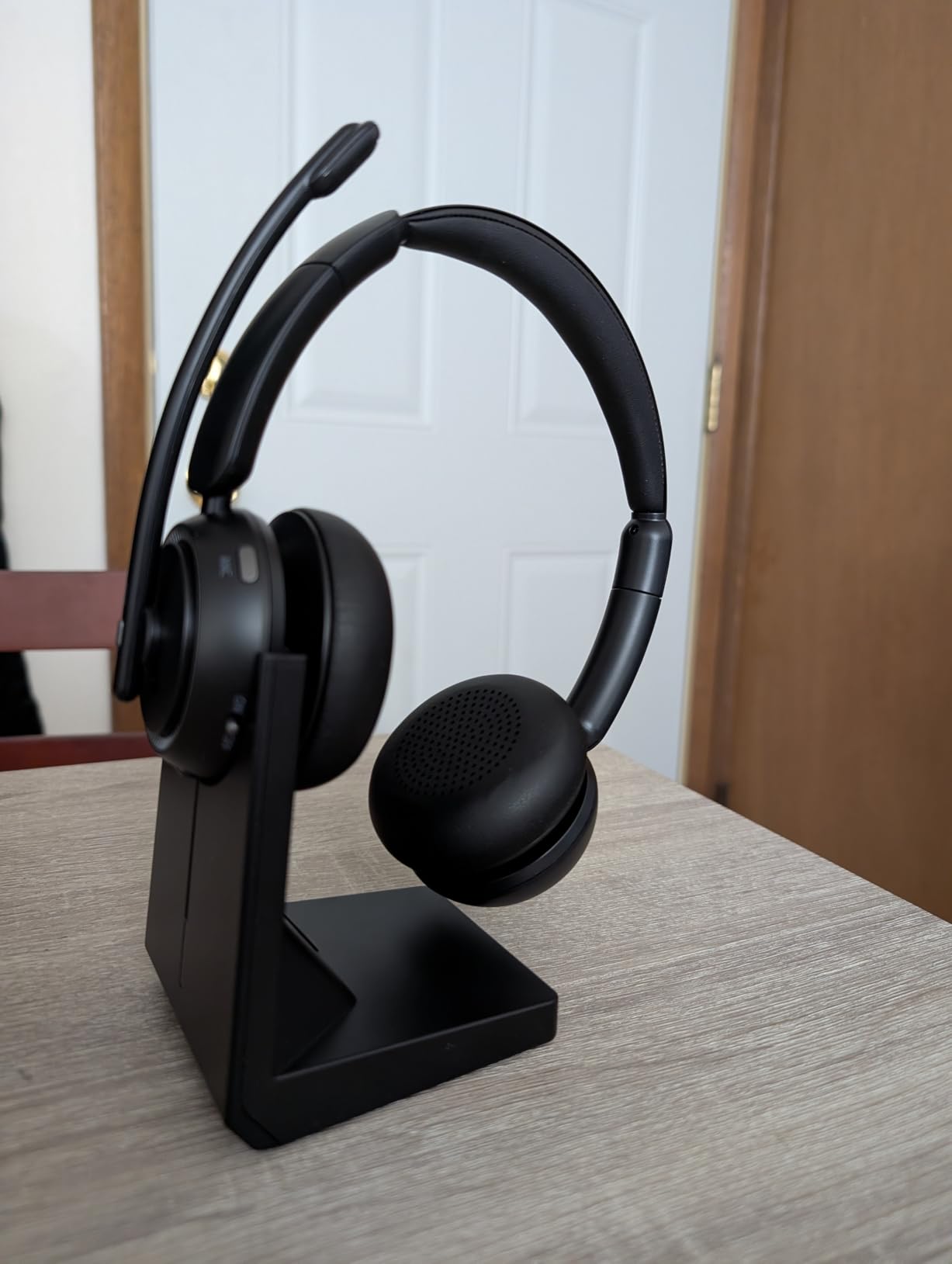 Wireless Headset with ANC & ENC, Bluetooth 5.4 Headset with USB Dongle, Wireless Headphones with Flip-to-Mute Microphone for Work from Home/Office/PC/Cell Phones - Customer Photo 2