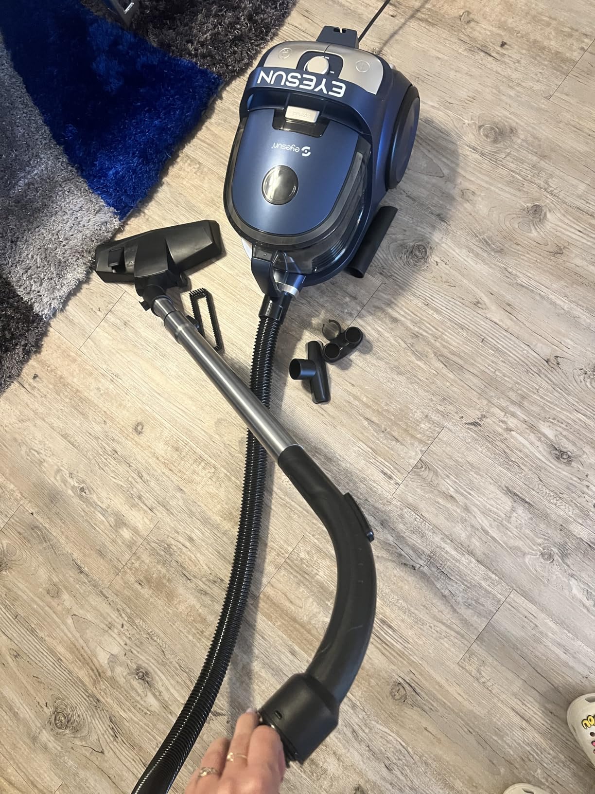 Bagged Canister Vacuum Cleaner,1400W Powerful High-Suction Bagged Canister Vac with 3.7QT Dust Bags,Pop-N-Go Brush,HEPA Filter,Dual Motors&4 Cleaning Tools,Perfect for Low-Pile Carpets&Hard Floors - Customer Photo 1