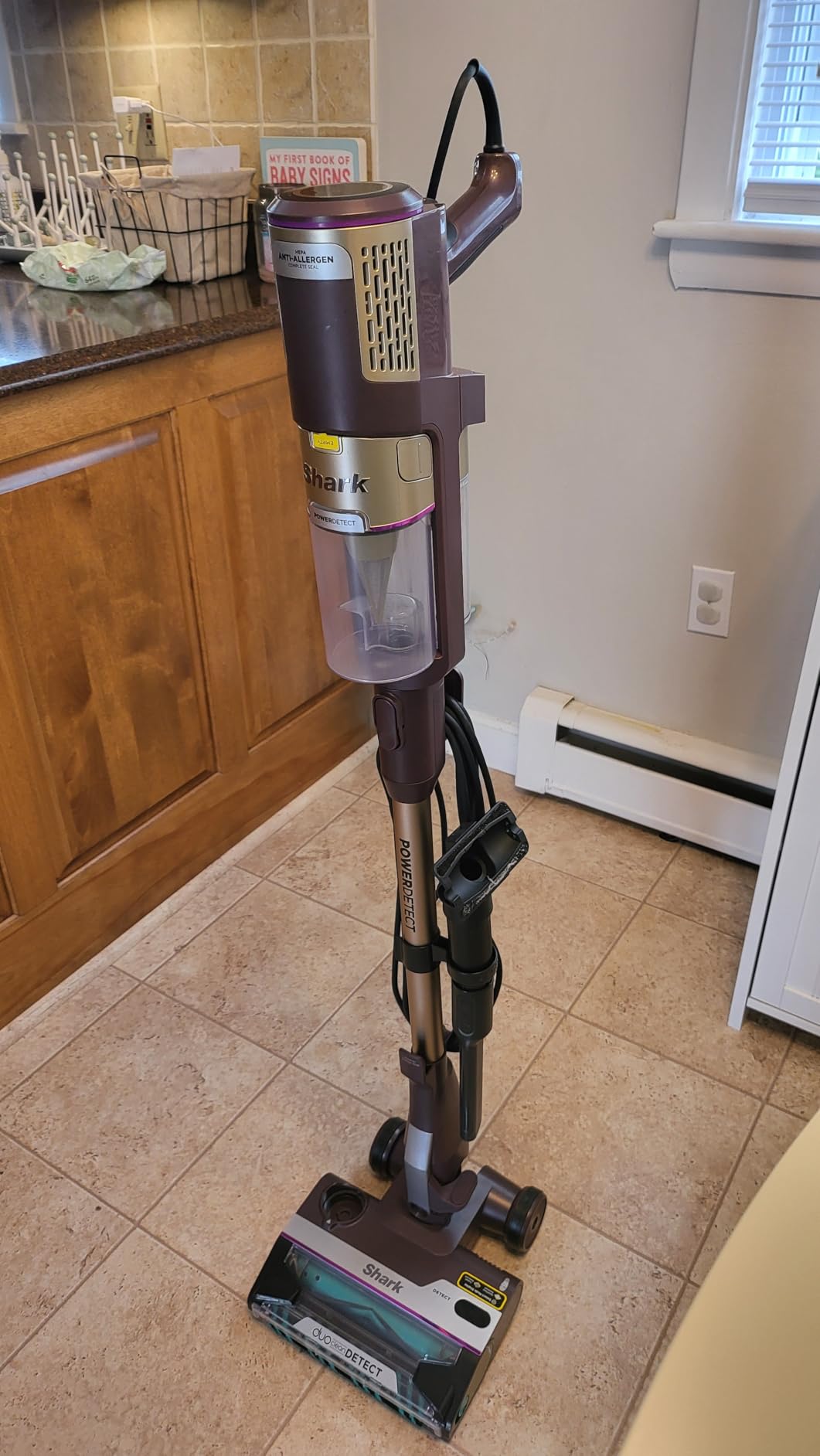 Shark POWERDETECT Ultra-Light Corded Stick Vacuum with DuoClean Technology, Self-Cleaning Brushroll for No Hair Wrap, Anti-Allergen Complete Seal, and Odor Neutralizer Technology, Purple, HZ4001AMZ - Customer Photo 2