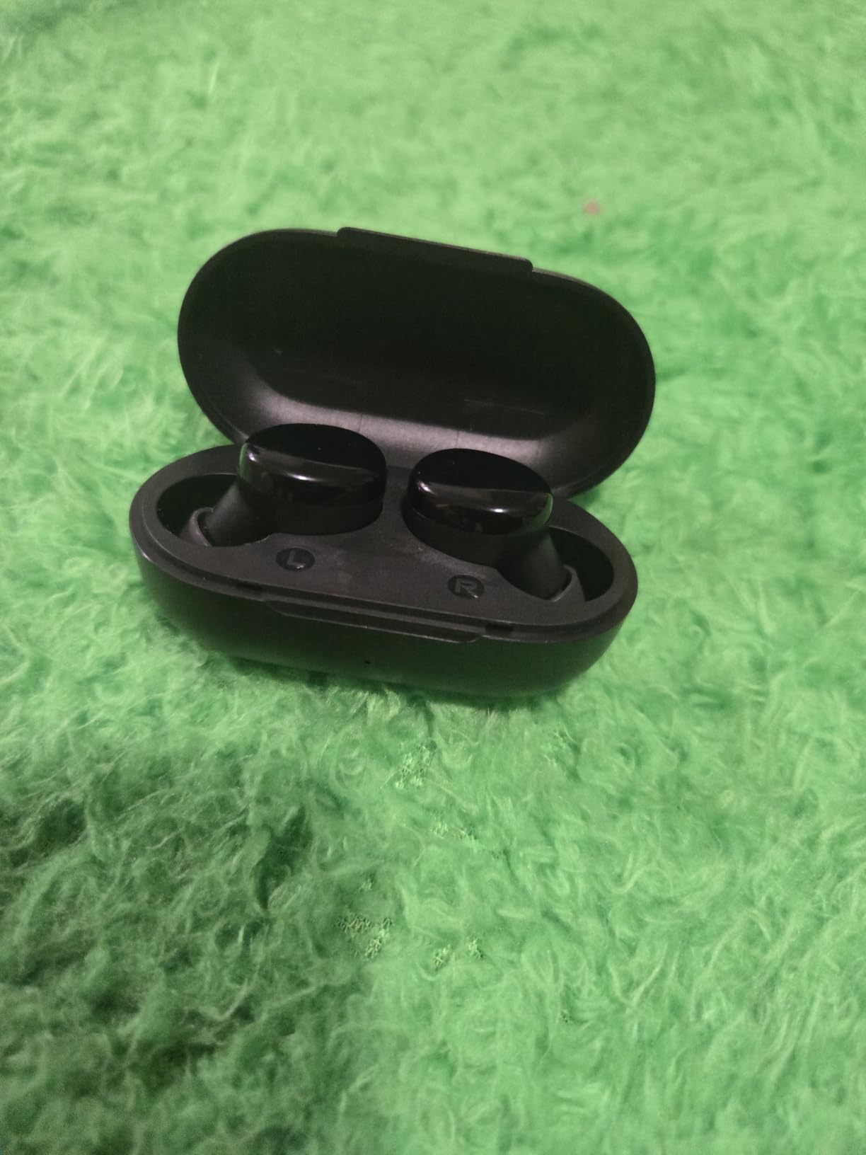 Lanteso True Wireless Bluetooth 5.3 Earbuds, 48H Playtime,Light Weight Headphones in Ear Buds Built in Mic Headset Premium Sound with Deep Bass,Clear Calls Earphones for Sports Workout Black - Customer Photo 3