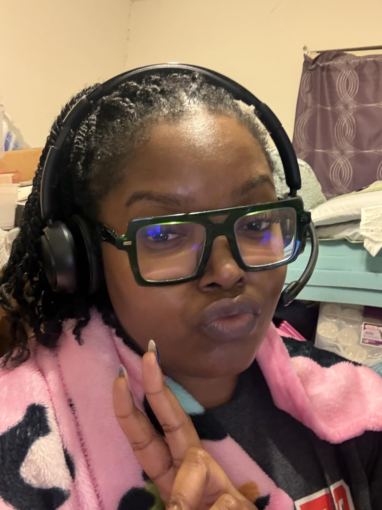 LEVN Wireless Headset, Wireless Headset with Mic for Work, AI Noise Cancelling, 65 Hrs Working Time, Bluetooth Headphones with Microphone from Home/Computer/Call Center/Teams - Customer Photo 1