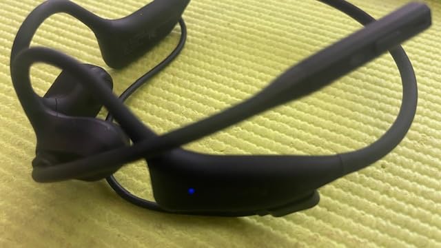 LEVN Open Ear Headphones with Mic, 29g Bluetooth Headset with Microphone, Bluetooth Headphones with Noise Cancelling Mic, Waterproof Non-slip Wireless Headset with Mic for Work, Workout, Driving, Call - Customer Photo 2