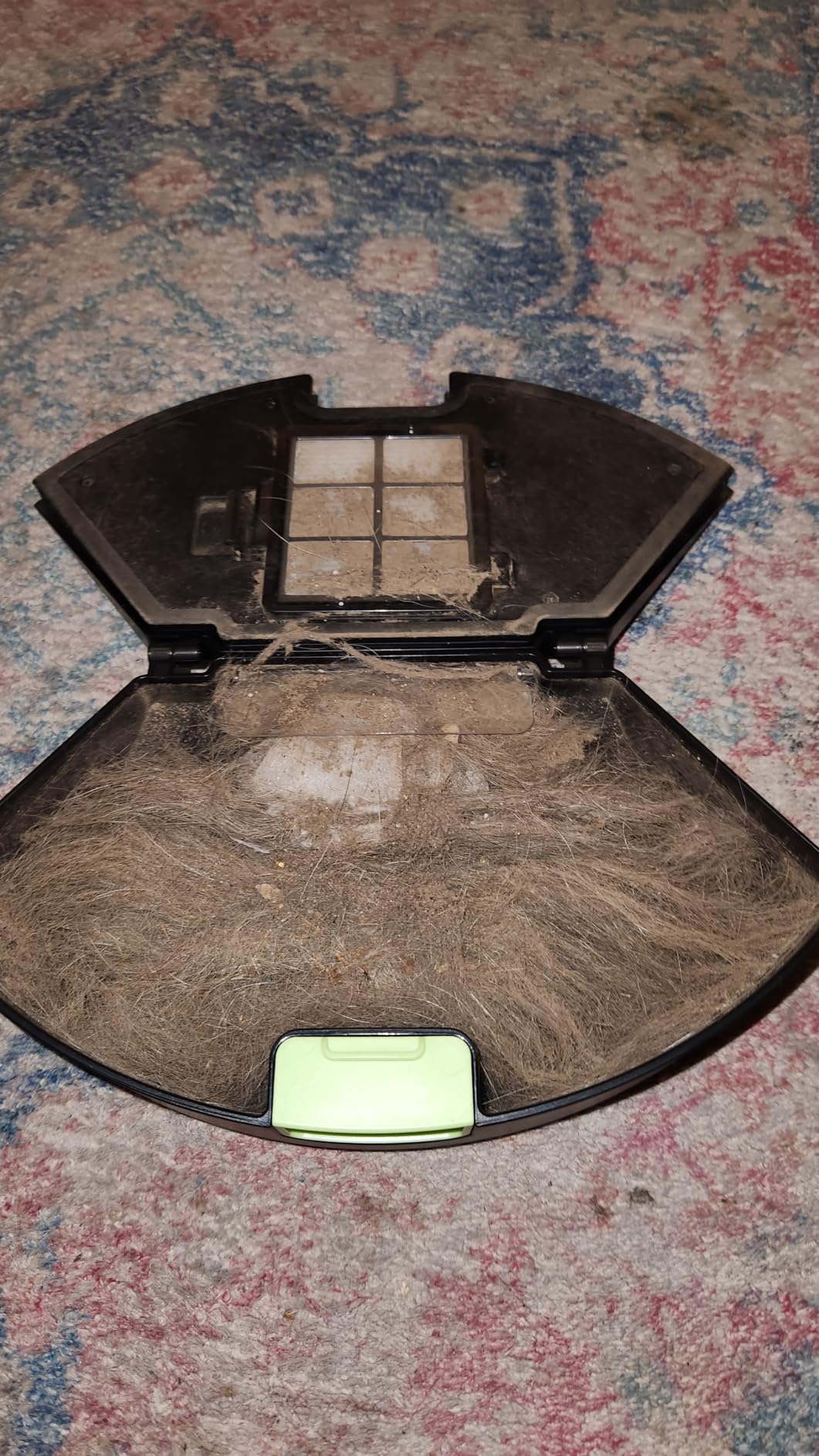 iRobot Roomba 104 Vac Robot Vacuum - Intense Power-Lifting Suction, Smart & Fast Home Mapping, Ideal for Pet Hair, LiDAR Navigation, Multi-Surface Cleaning, Cleans in Neat Rows, Self-Charging - Customer Photo 1