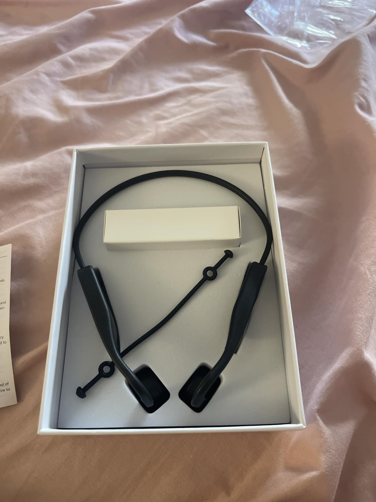 Bone Conduction Headphones, Open Ear Headphones, Superior Sound Wireless Bluetooth Running Headphones 10H Playtime, Comfortable Fit Waterproof for Music, Workouts, Travel - Customer Photo 3