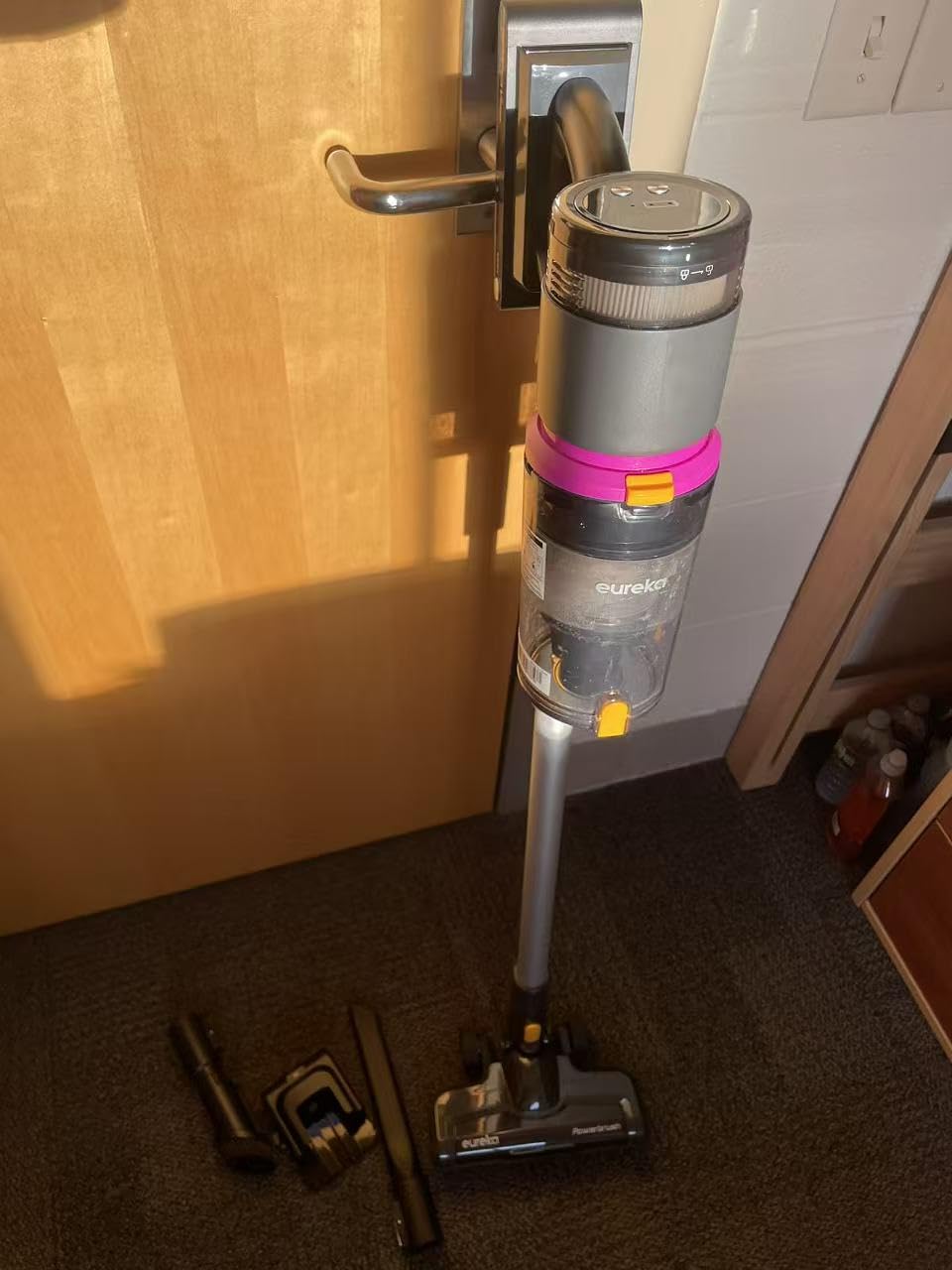 Eureka Cordless Vacuum Cleaner Lightweight, Stick Vacuum Rechargeable for Hardwood, Pet Hair, Black, ReactiClean 410 - Customer Photo 4