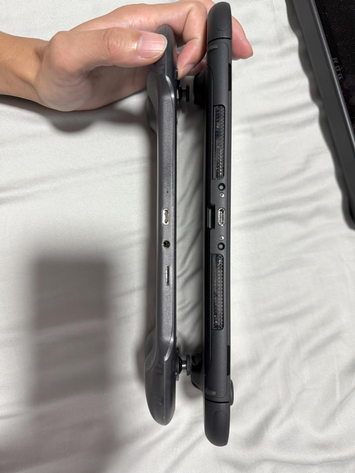 OnePro Cloud Handheld Portable Remote Play Gaming Console, For Xbox Cloud Gaming, NVIDIA GeForce NOW, Playstation, PC, Long-Battery Life, 7