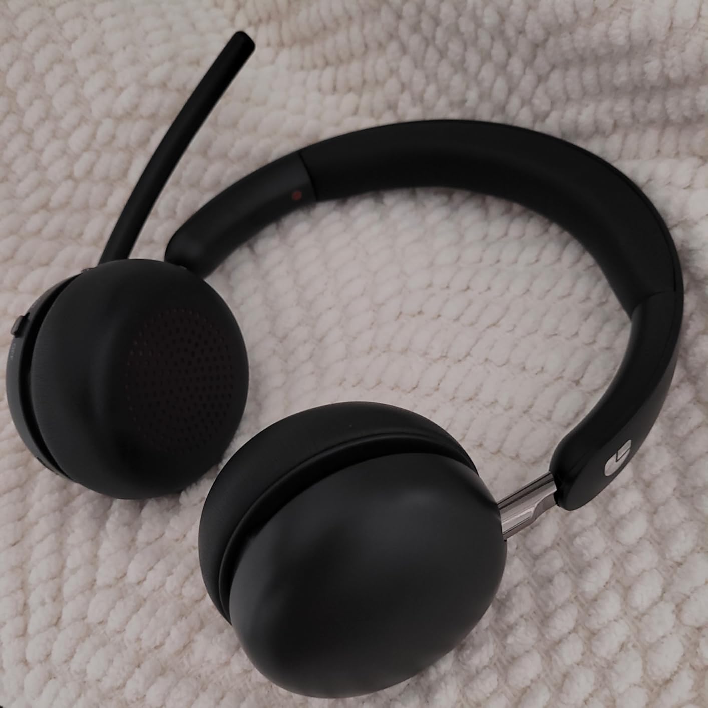 Bluetooth 5.3 Headset, Wireless Headset with Mic for Work (AI Noise Cancelling), Wireless Headphones with Mic & USB Dongle, 65H & Mute Function, Fit for PC/Call Center/Computer/Laptop/Teams Customer Review Bluetooth 5.3 Headset, Wireless Headset with Mic for Work (AI Noise Cancelling), Wireless Headphones with Mic & USB Dongle, 65H & Mute Function, Fit for PC/Call Center/Computer/Laptop/Teams - Customer Photo 1