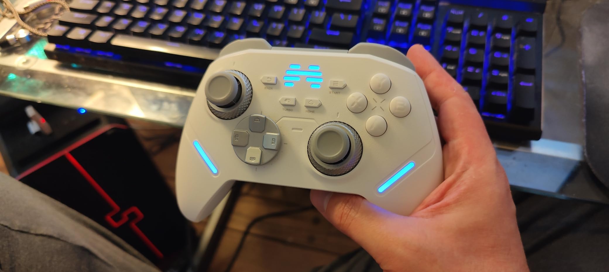BEITONG KP40 Wireless Controller for PC, Switch/Switch 2, Android, TV, Steam Deck, Precision Adjustable TMR Joysticks, TMR Triggers, Optical Buttons Bluetooth & 2.4g Gamepad with 1000Hz Polling Rate - Customer Photo 1