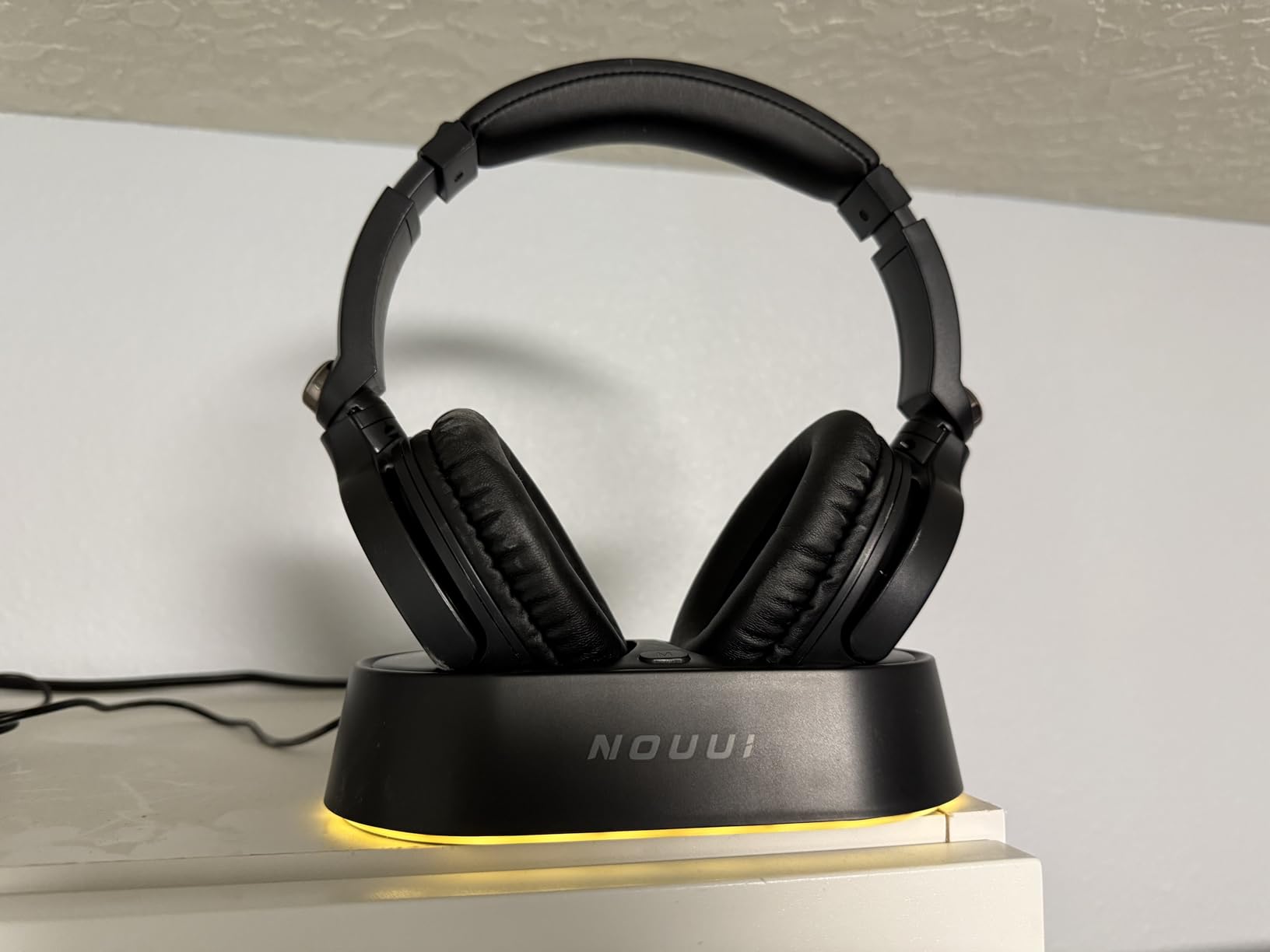 Wireless Headphones for TV Watching, TV Headphones Wireless for Seniors with Transmitter Charging Base, Over ear Bluetooth Headset No Audio Delay, HIFI Stereo, 65H Playtime, Gifts for Parents/Elderly Customer Review Wireless Headphones for TV Watching, TV Headphones Wireless for Seniors with Transmitter Charging Base, Over ear Bluetooth Headset No Audio Delay, HIFI Stereo, 65H Playtime, Gifts for Parents/Elderly - Customer Photo 2