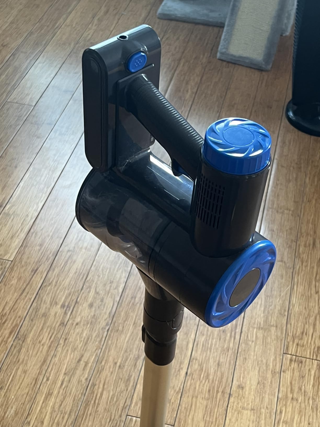Cordless Vacuum Cleaner, Super Power Suction Stick Vacuum Cleaners with 2200 mAh Battery,8-in-1 Lightweight Self-Standing, 35 Mins Runtime for Home Low-Pile Carpet Pet Hair - Customer Photo 1