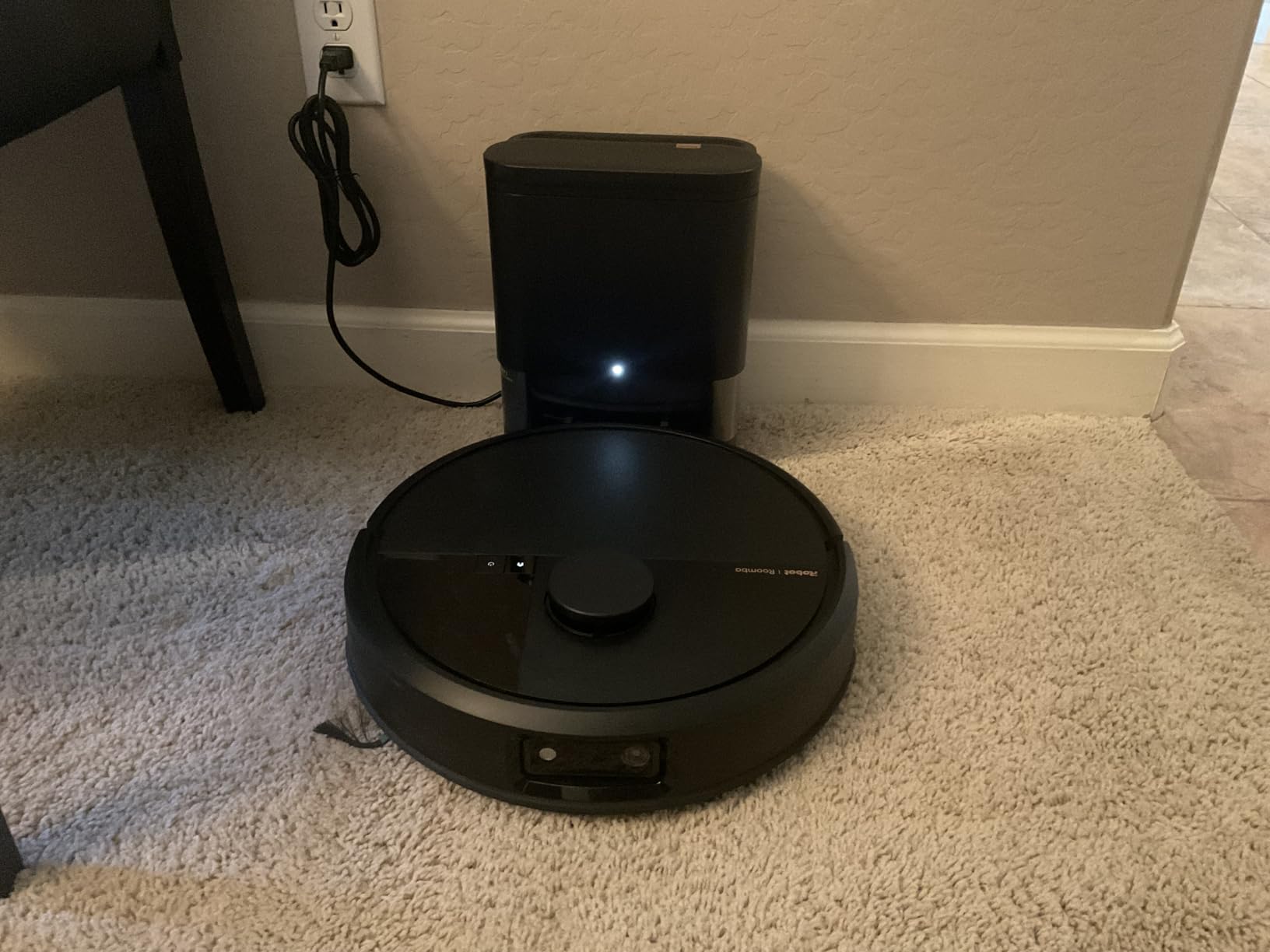 iRobot Roomba Plus 504 Vac Robot Vacuum with AutoEmpty Dock - Superior Power-Lifting Suction, Anti-Tangle Dual Rubber Brushes, Perfect for Pet Hair, Self-Empties for 75 Days, Avoids Obstacles, LiDAR - Customer Photo 2