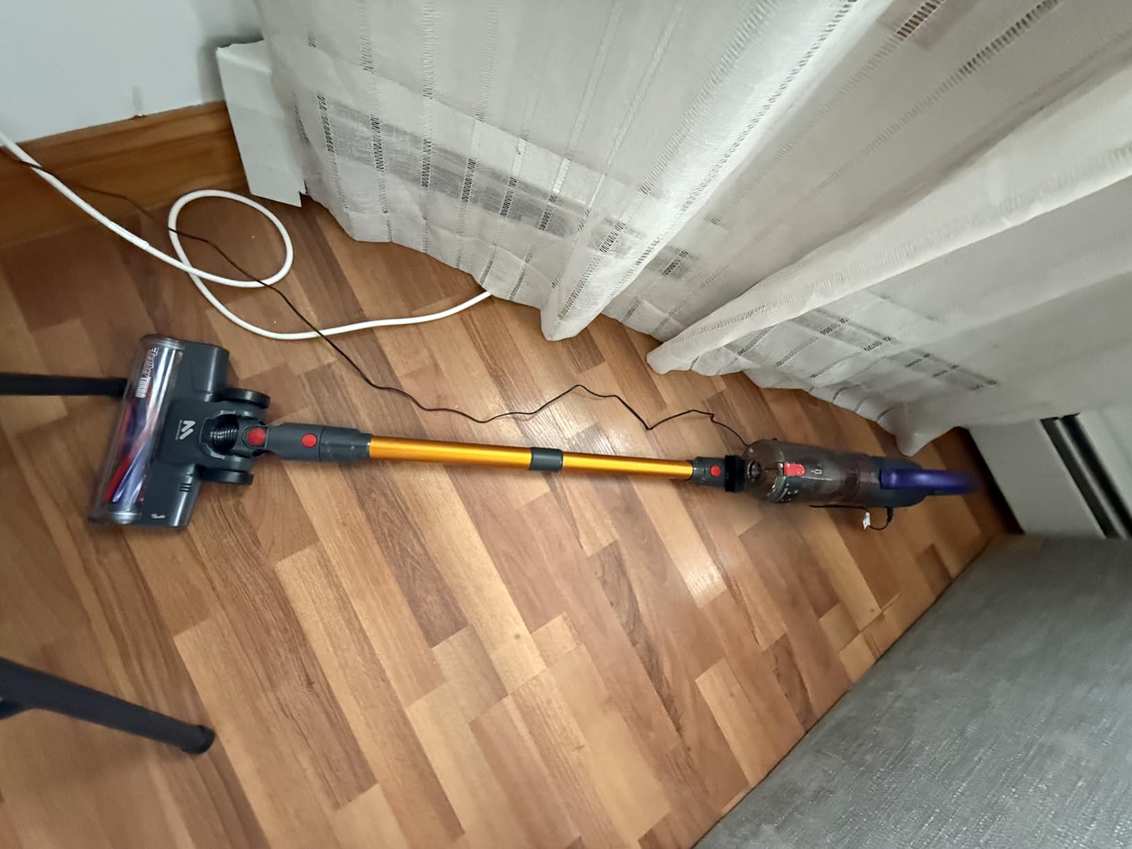 AlloyMove Cordless Vacuum Cleaner 45KPA, Up to 60mins Runtime Lightweight Powerful Suction Vacuum Cleaners for Home, 3 Suction Modes, Rechargeable Stick Vacuum for All Floor/Carpet/Pet Hair/Car, A03 - Customer Photo 2