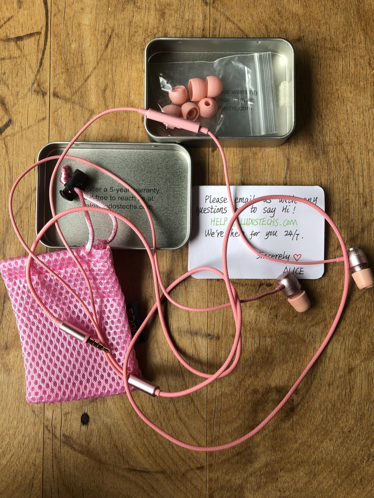 LUDOS Clamor USB C Headphones for iPhone 17 16 15 Pro Max Plus Air iPad Pro, 5 Years Warranty, USB-C Earbuds - Customer Photo 2