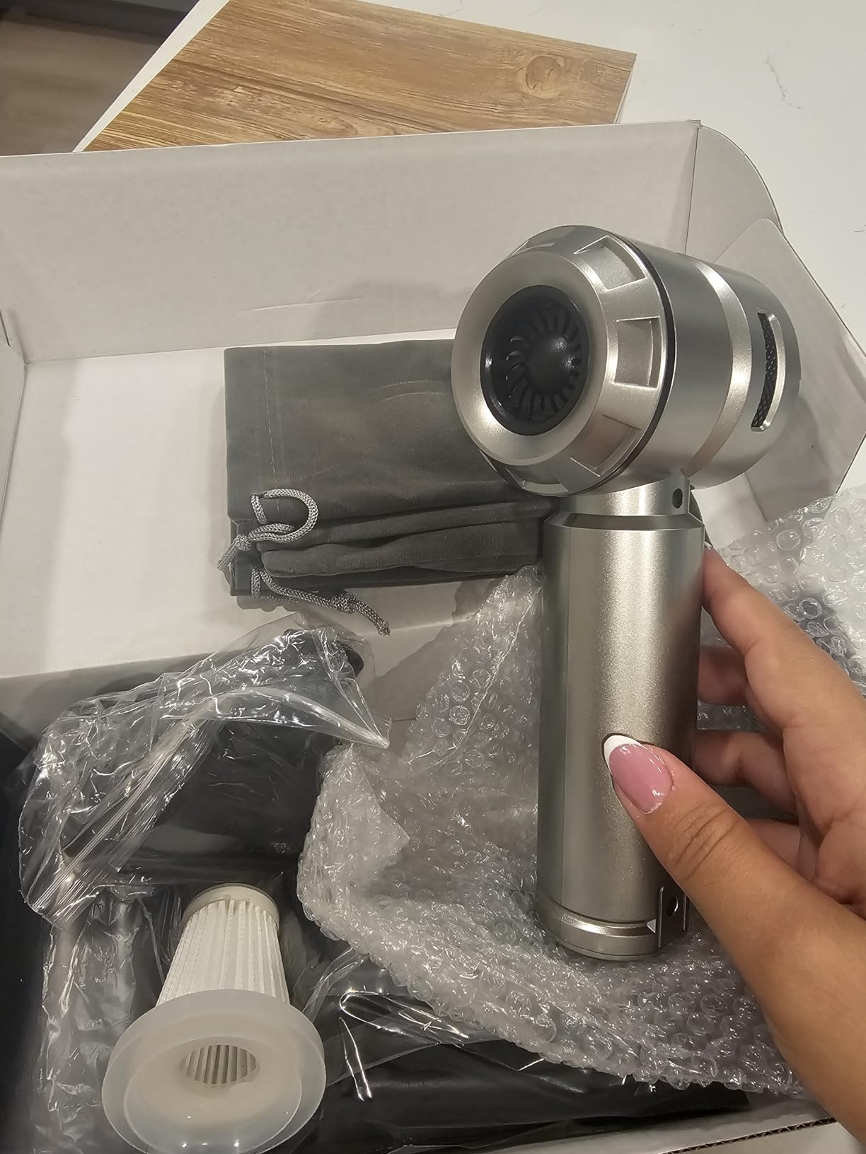 Car Vacuum,3 Suction Modes,Portable Mini Cordless Cleaner with 24000pa Suction Power,Type-C Charge,Handheld Vacuum for Home,Car, Office Desk, Keyboards(Dark Silver) - Customer Photo 1