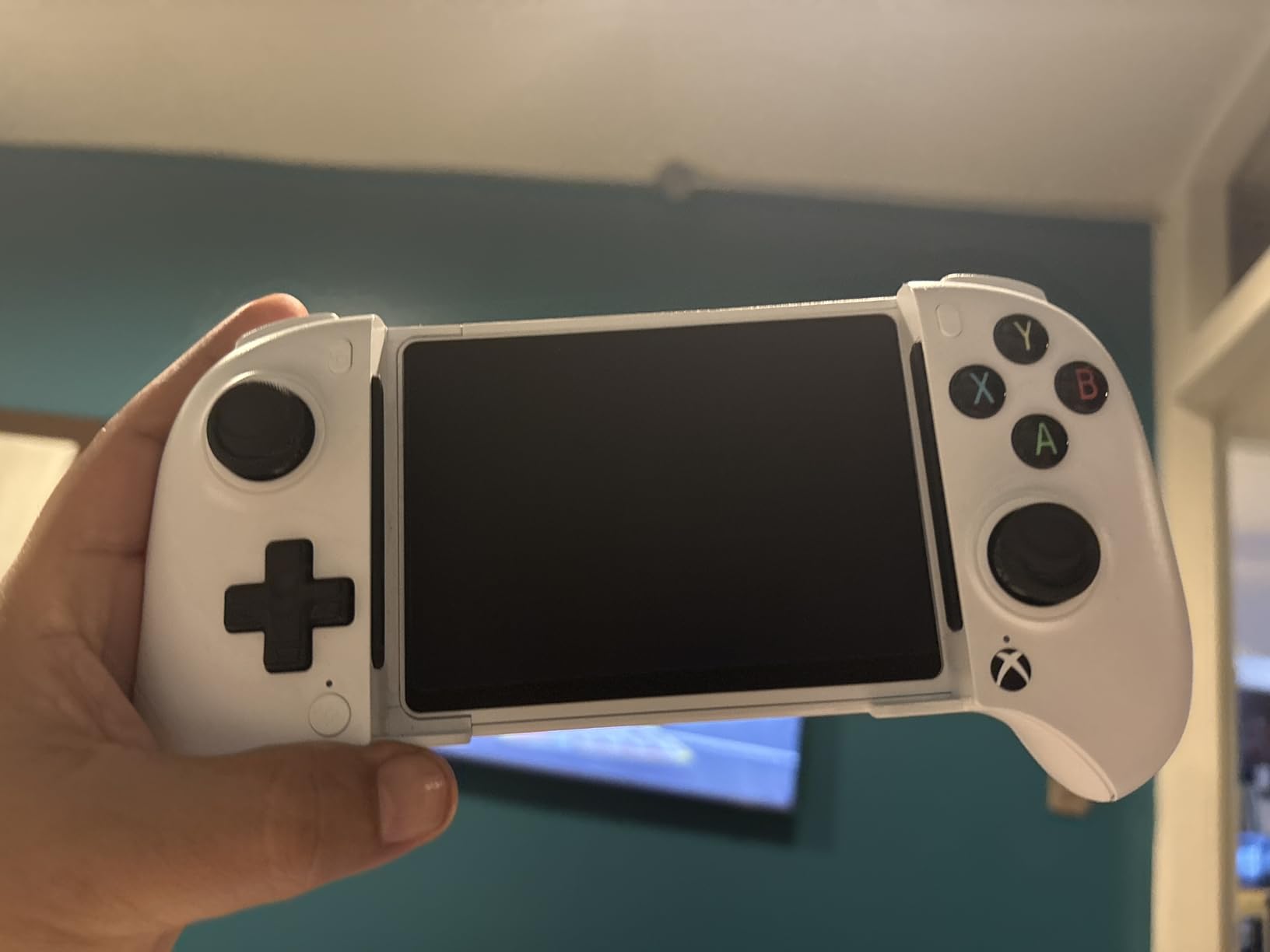 8Bitdo Ultimate Mobile Gaming Controller for iPhone, Apple, Android & Xbox Cloud Gaming, Bluetooth Gamepad with Hall Effect Joysticks, 2 Pro Back Buttons, Officially Licensed (Black) - Customer Photo 2